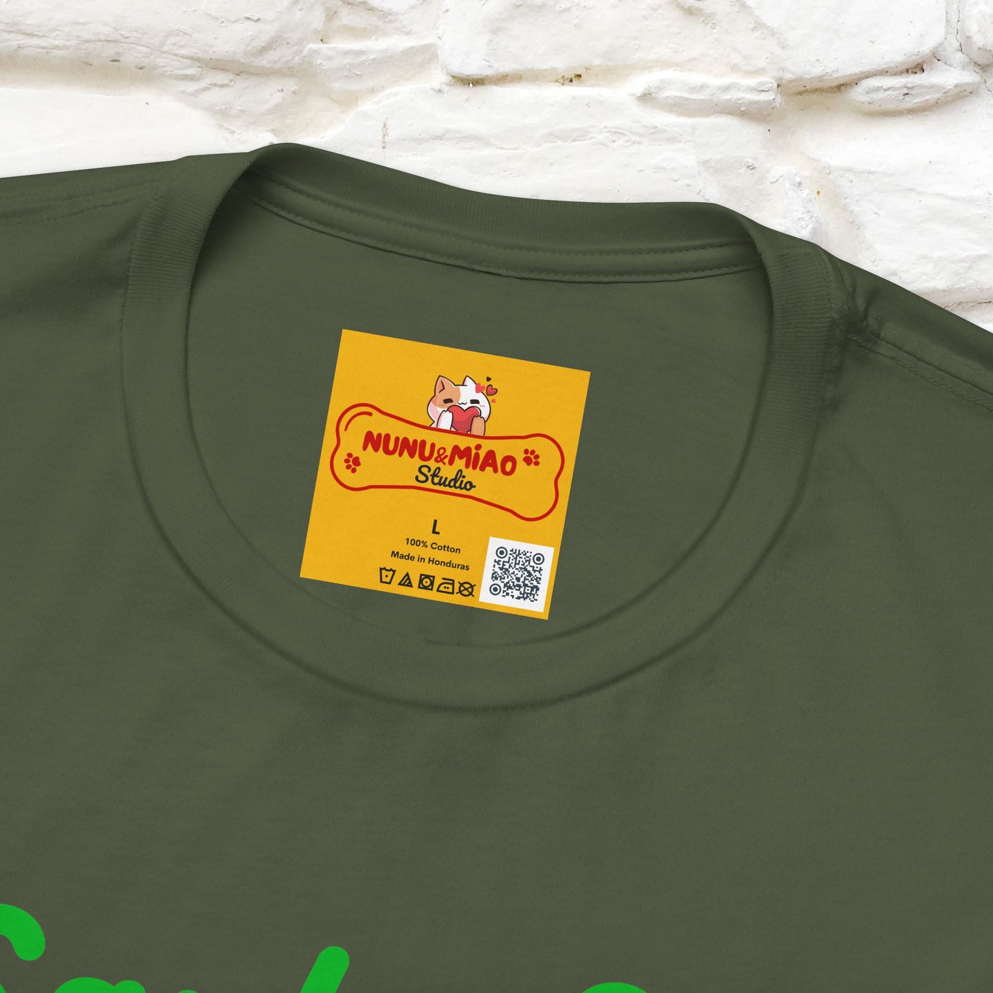 "Funny Santa Cat..." | Cat T-Shirt | Nunu&Miao Studio