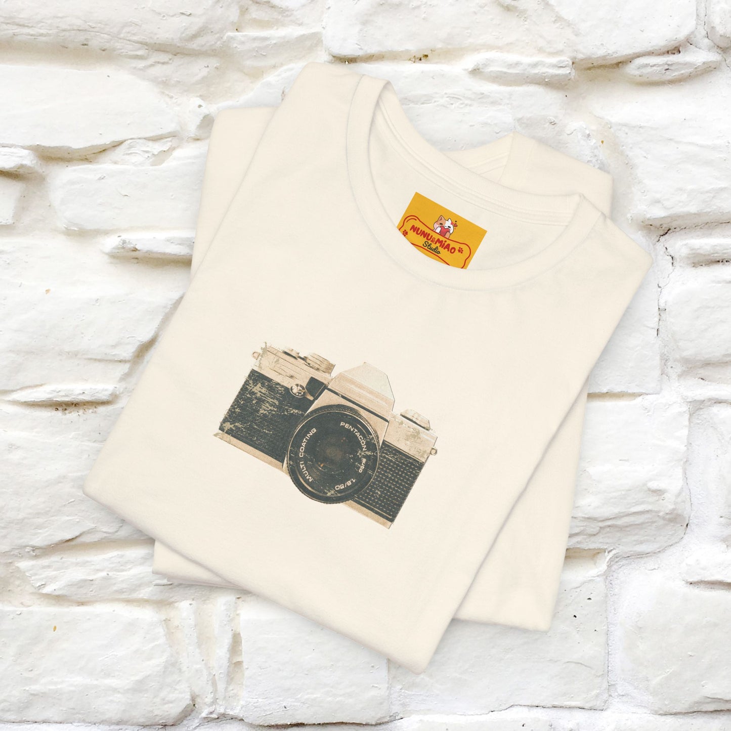 ''Vintage Cat'' Cat T-Shirt | Nunu&Miao Studio