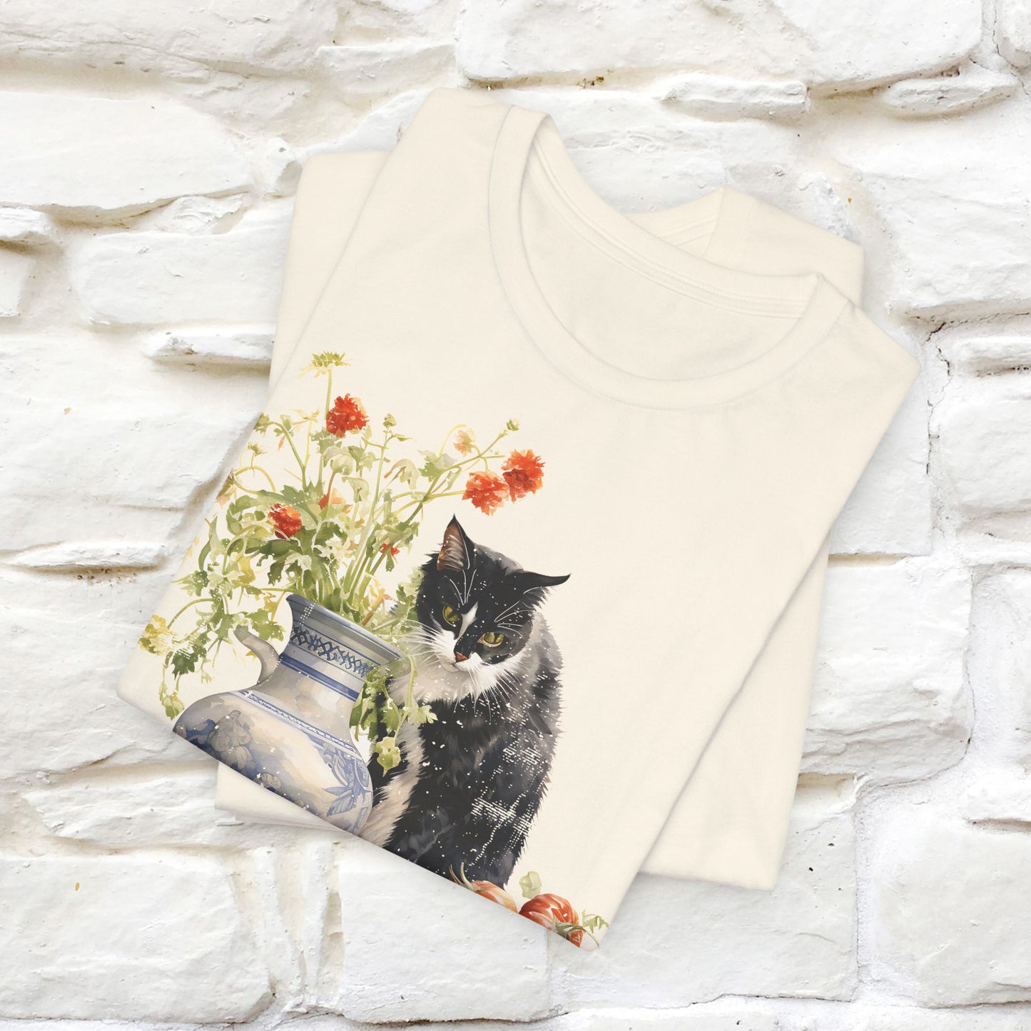 ''THe Cat and The Vase '' T-shirt for Men and Women 100% Cotton* - Nunu&Miao Studio