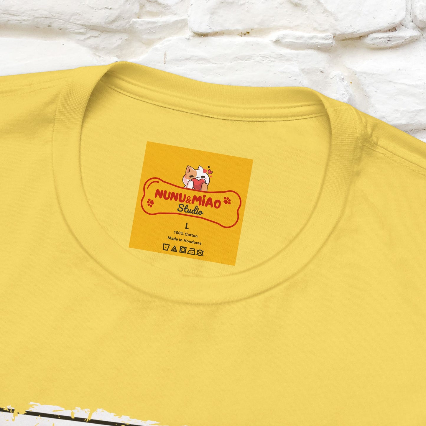 ''I Tore The Toilet Paper'' | Funny Cat T-Shirt | Nunu&Miao Studio