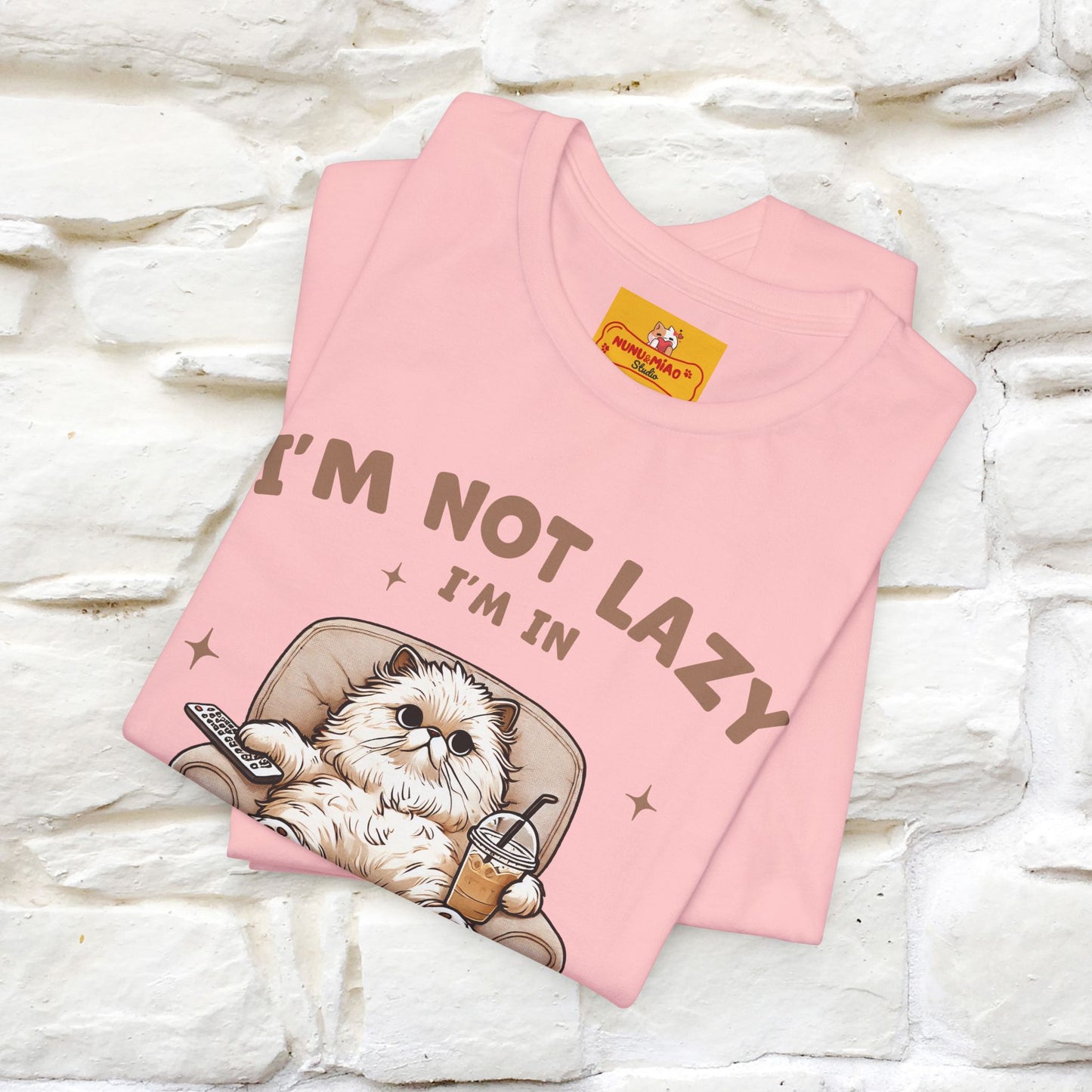 "I'm Not Lazy I'm In Energy-Saving Mode " Cat T-shirt |Nunu&Miao Studio