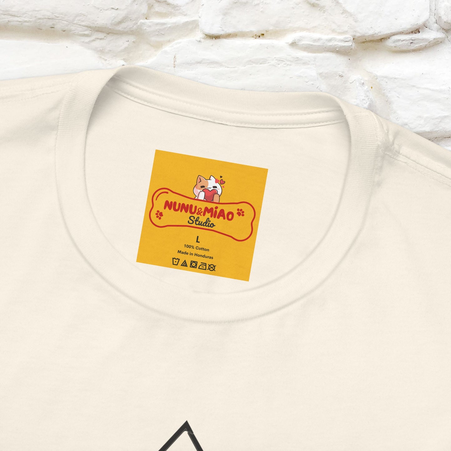 "Trinity'' Cat T-Shirt Front and Back Design | Nunu&Miao Studio