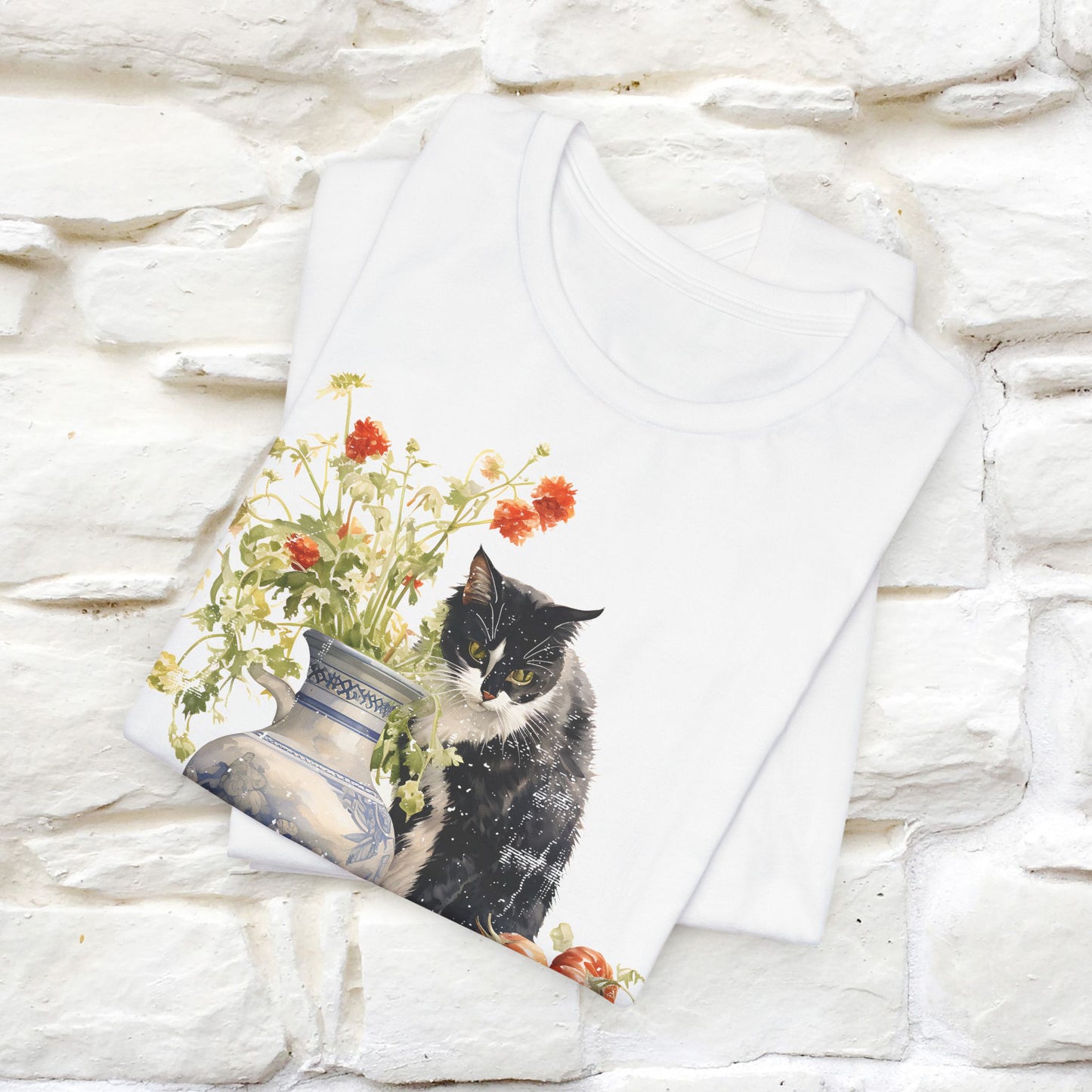 ''THe Cat and The Vase '' T-shirt for Men and Women 100% Cotton* - Nunu&Miao Studio