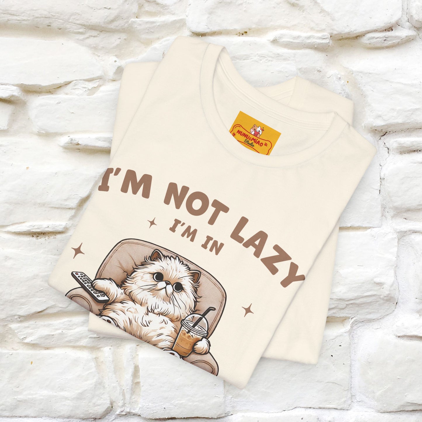 "I'm Not Lazy I'm In Energy-Saving Mode " Cat T-shirt |Nunu&Miao Studio
