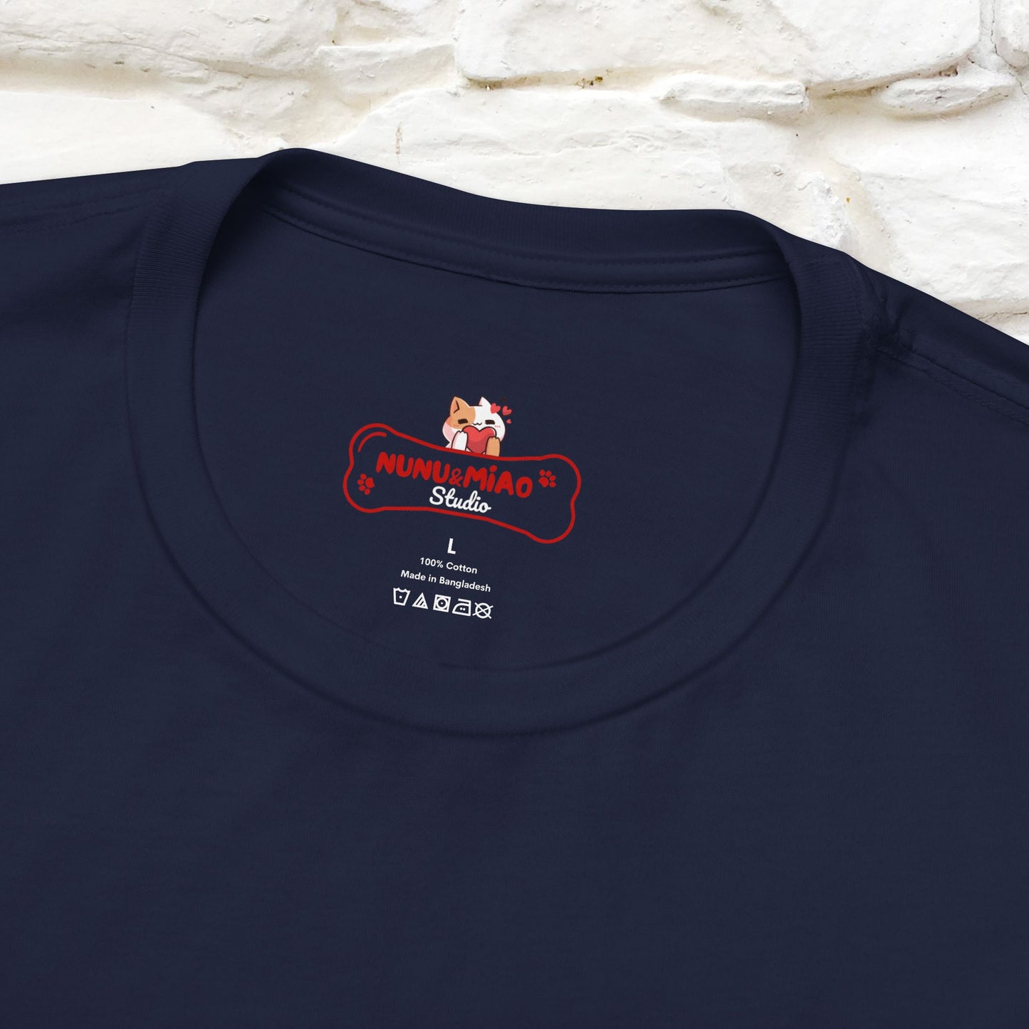 "Hello Autumn" Cat T-Shirt for Men & Women | 100% Cotton* | Cozy Fall Fashion - Nunu&Miao Studio