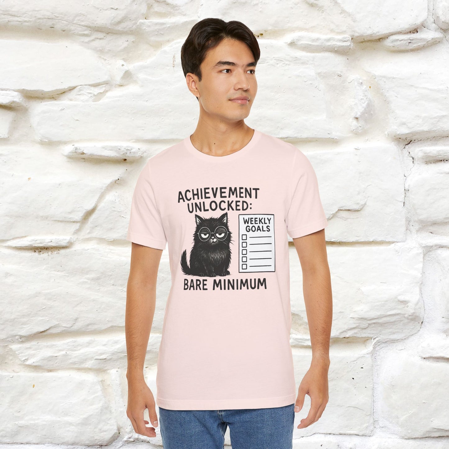 "Achievement Unlocked Bare Minimum." |Cat T-Shirt | Nunu&Miao Studio