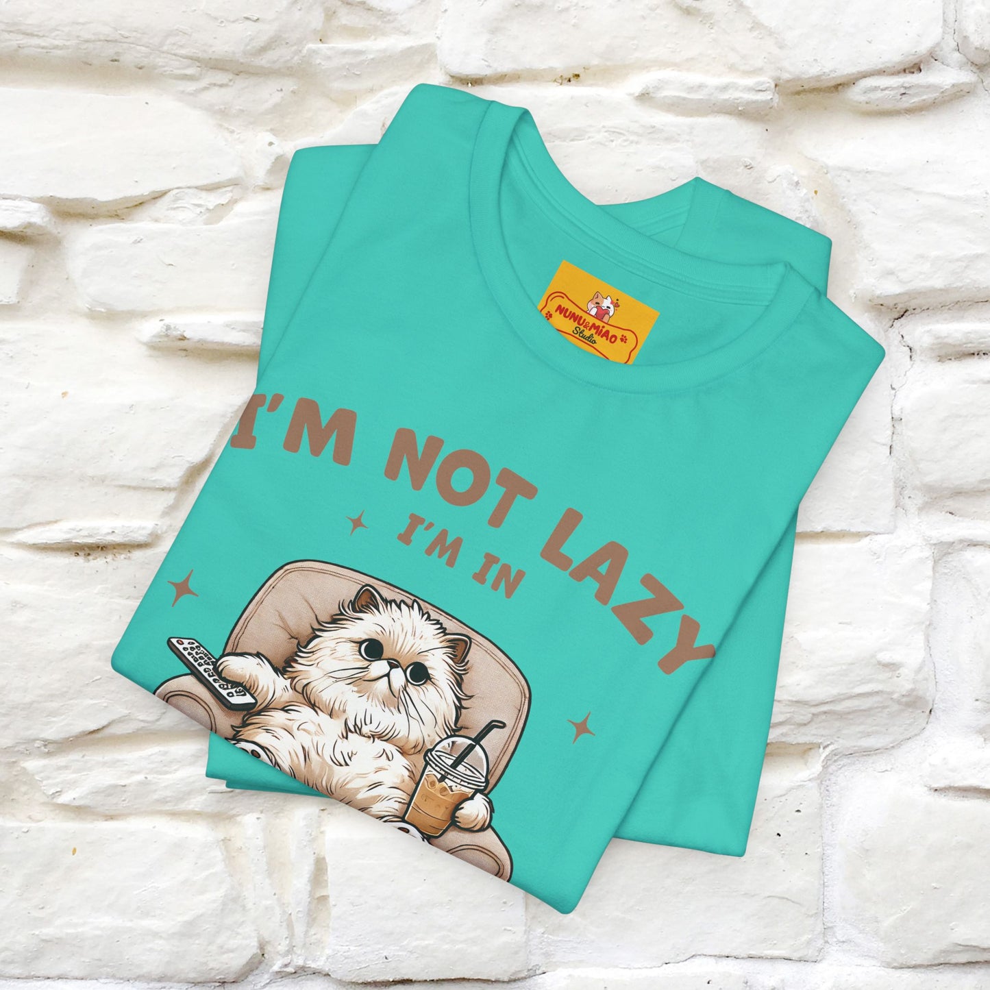 "I'm Not Lazy I'm In Energy-Saving Mode " Cat T-shirt |Nunu&Miao Studio