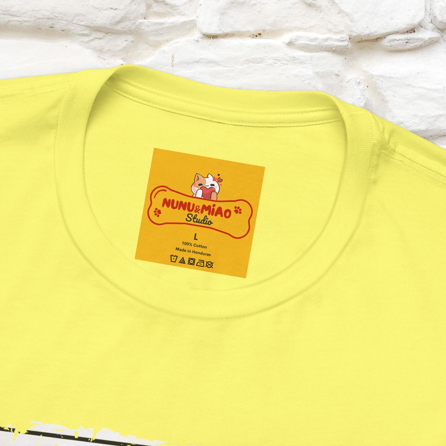 ''I Tore The Toilet Paper'' | Funny Cat T-Shirt | Nunu&Miao Studio