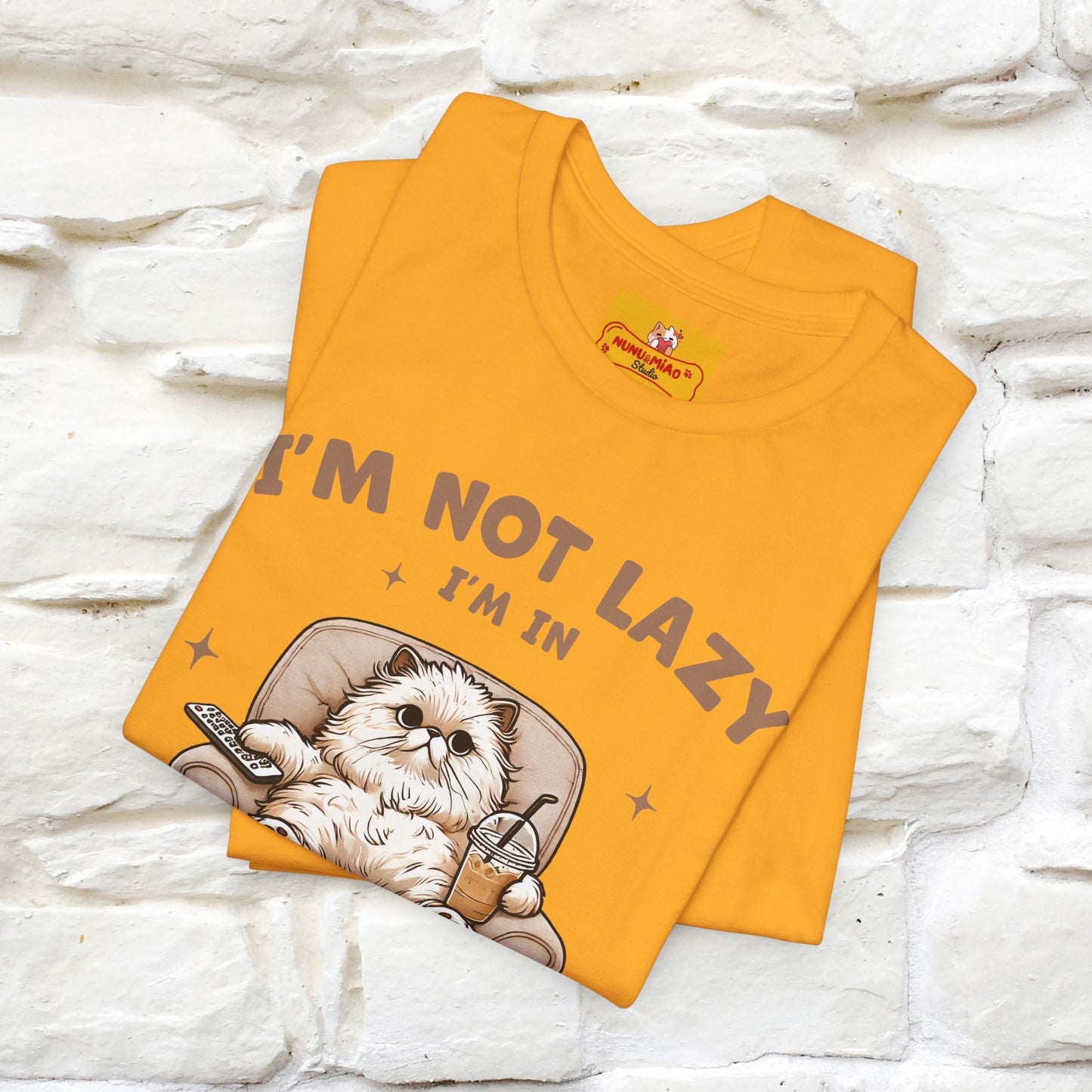 "I'm Not Lazy I'm In Energy-Saving Mode " Cat T-shirt |Nunu&Miao Studio