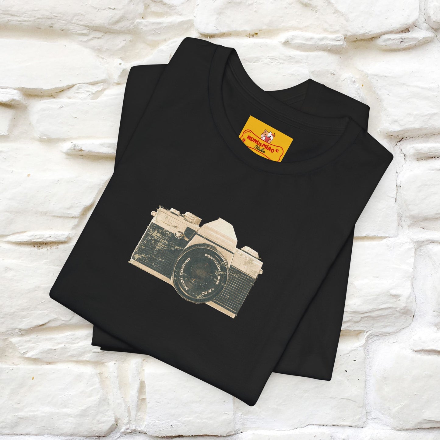 ''Vintage Cat'' Cat T-Shirt | Nunu&Miao Studio