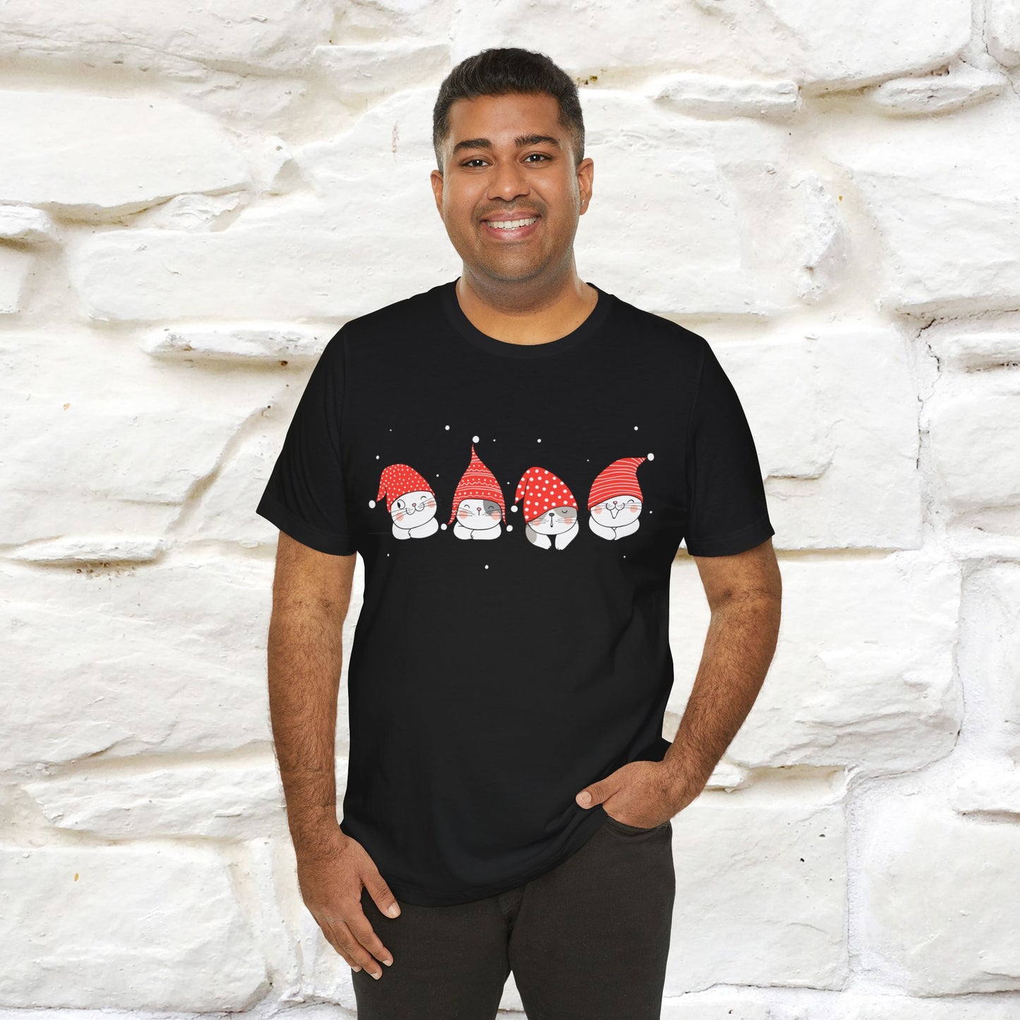 ''Christmas Cute'' |Cats T-shirt | Nunu&Miao Studio - Nunu&Miao Studio