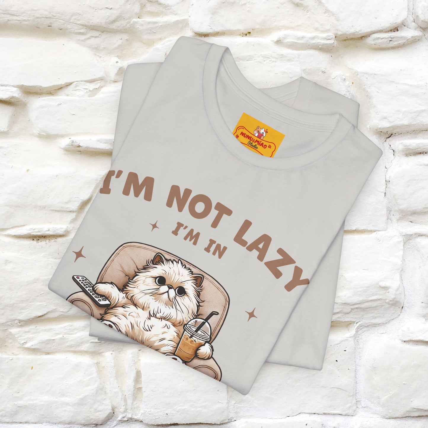 "I'm Not Lazy I'm In Energy-Saving Mode " Cat T-shirt |Nunu&Miao Studio