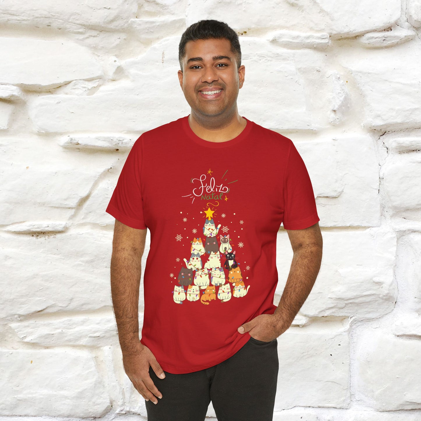 "Feliz Natal" Cat T-shirt for Men & Women | 100% Cotton* 🐾 | Festive Holiday Tee