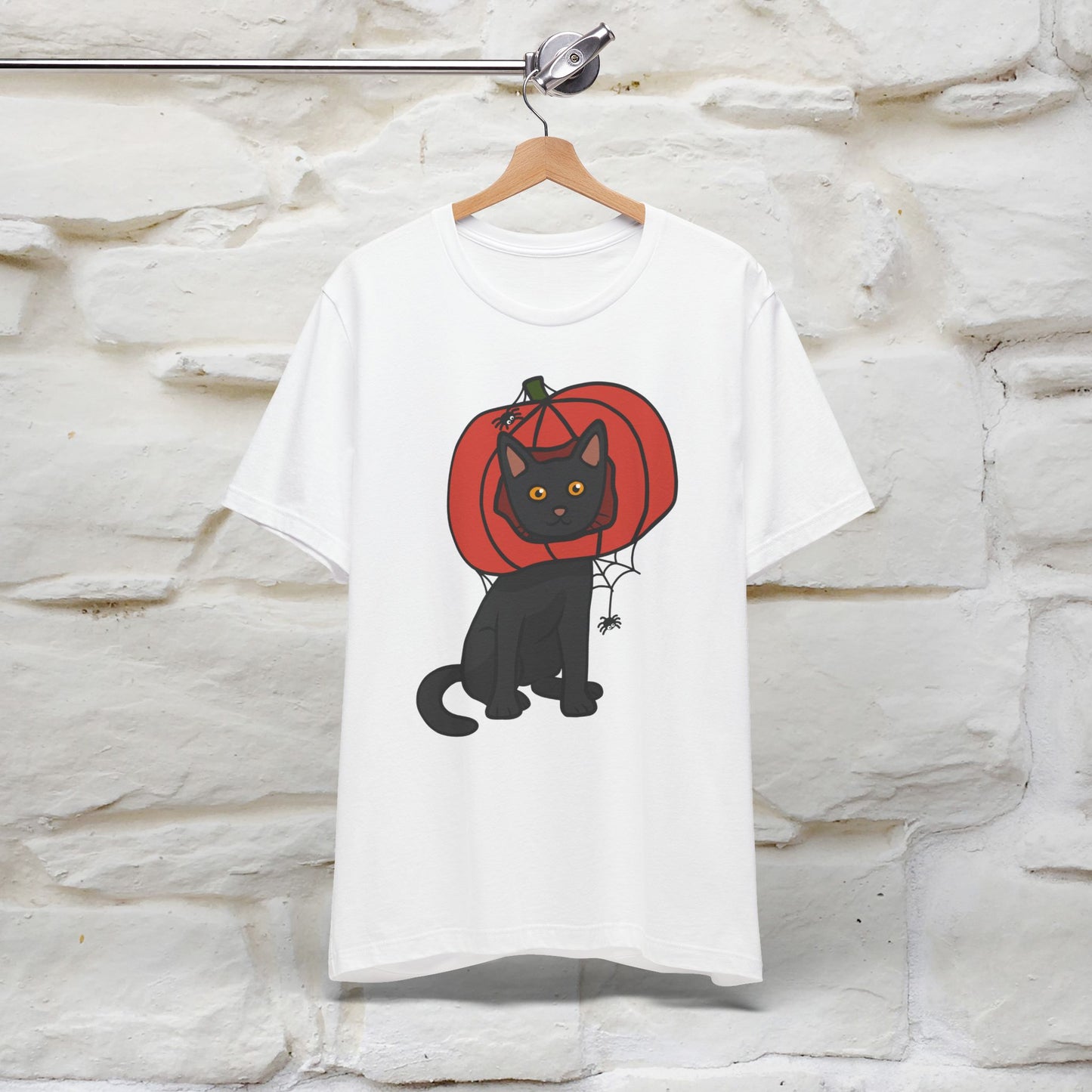 ''Black Cat And The Pumkin'' Unisex T-shirt 100% Cotton*