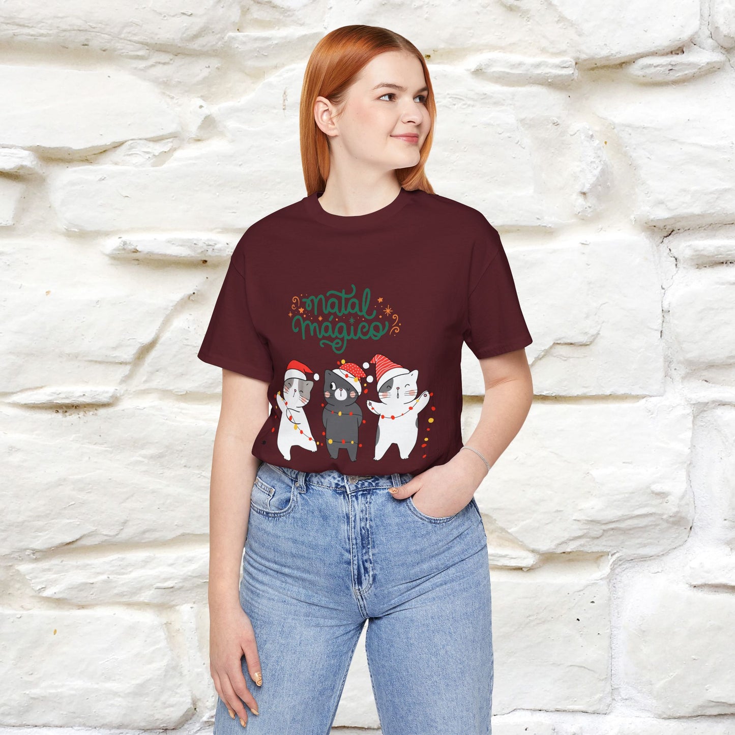 "Natal Magico" Cat T-shirt for Men & Women | 100% Cotton* 🐾 | Magical Holiday Cat Tee