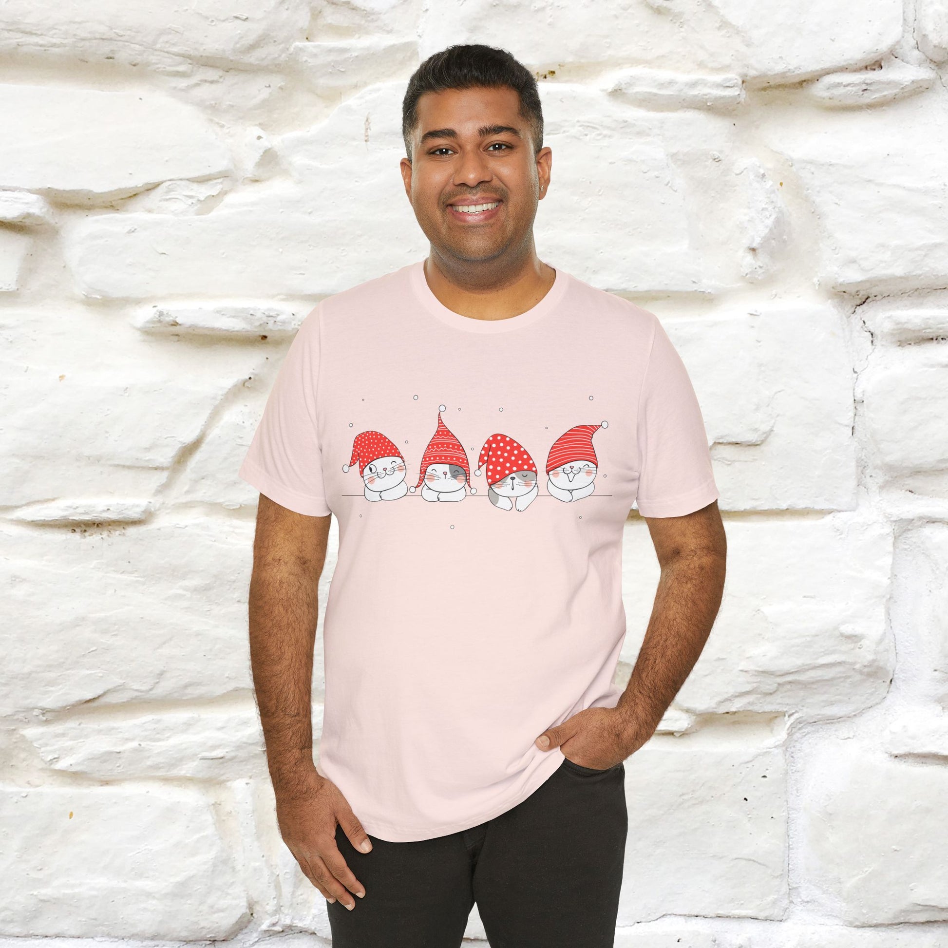 ''Christmas Cute'' |Cats T-shirt | Nunu&Miao Studio - Nunu&Miao Studio