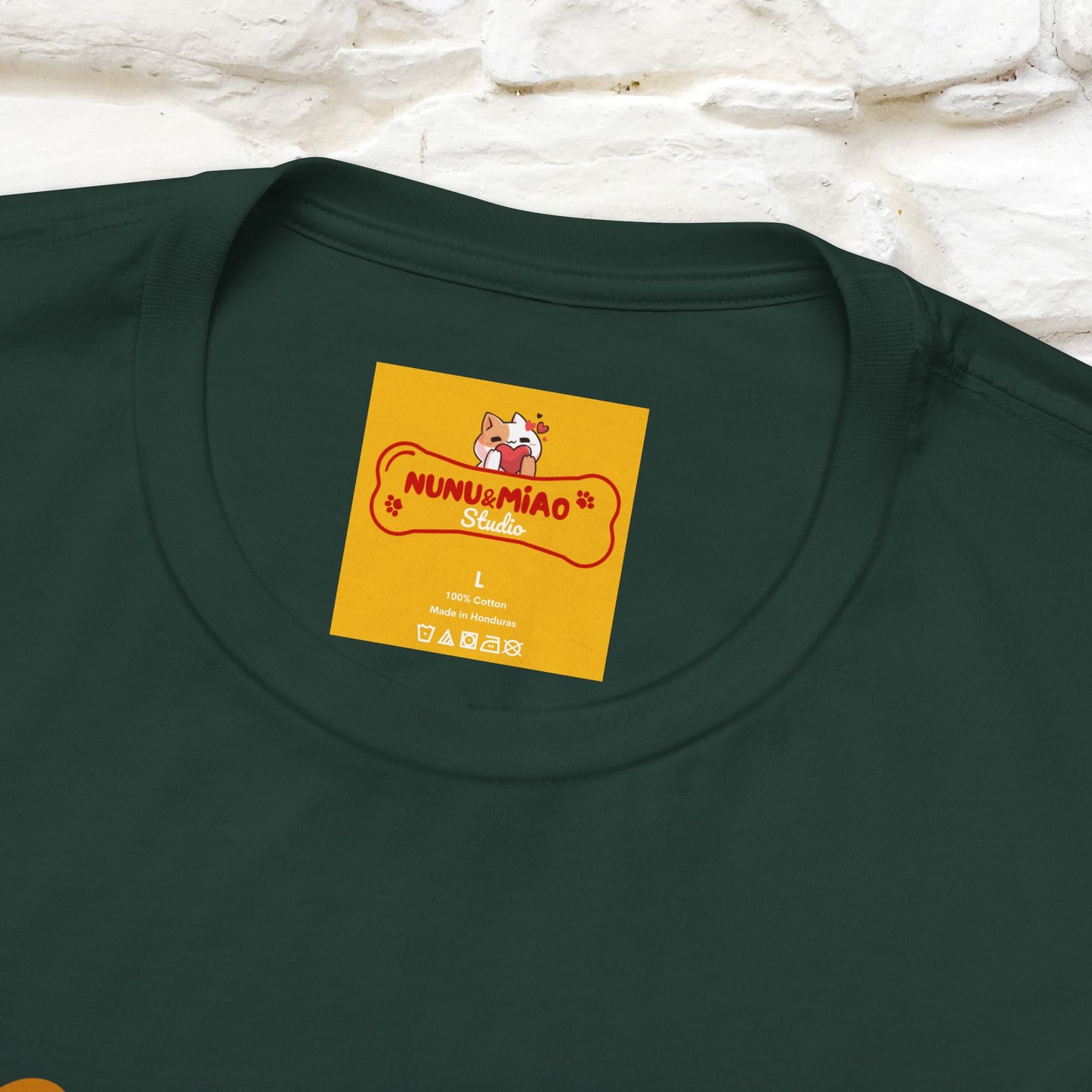 “Molto Buono Cat T-Shirt | Italian-Inspired Cat Shirt for Men & Women | 100% Cotton”