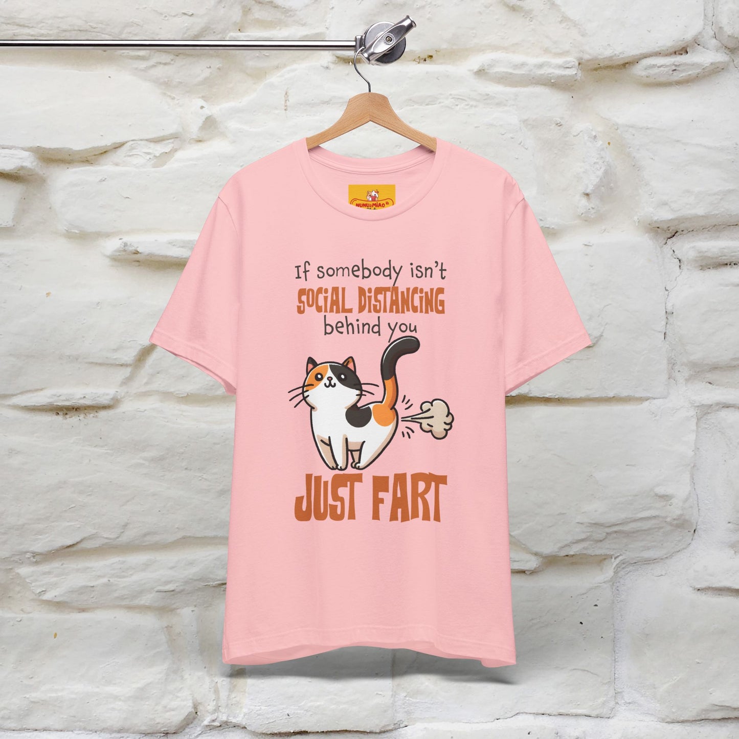 ''If Somebody Isn't Socila Distancing ...'' | Cat T-Shirt  | Nunu&Miao Studio