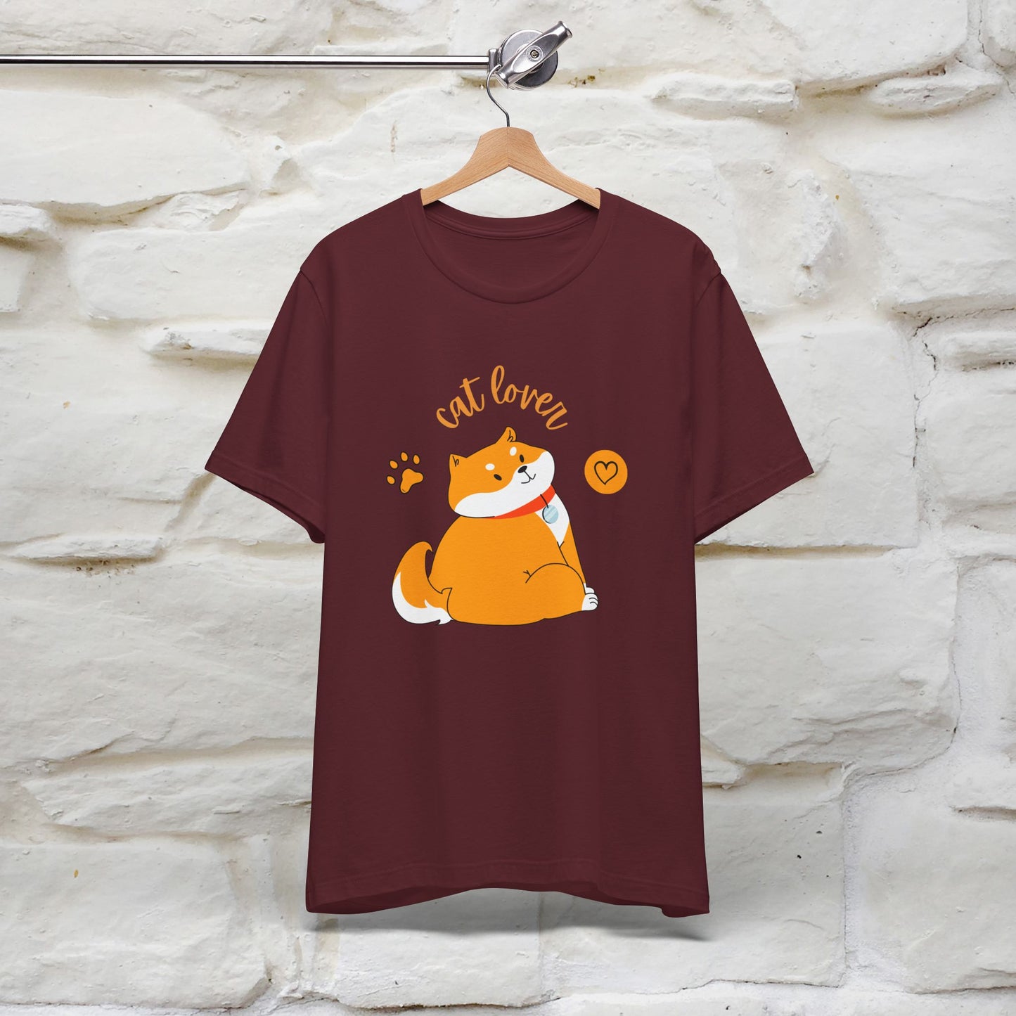 "Cat Lover" T-Shirt for Men & Women | 100% Cotton | Purrfect Gift for Cat Enthusiasts