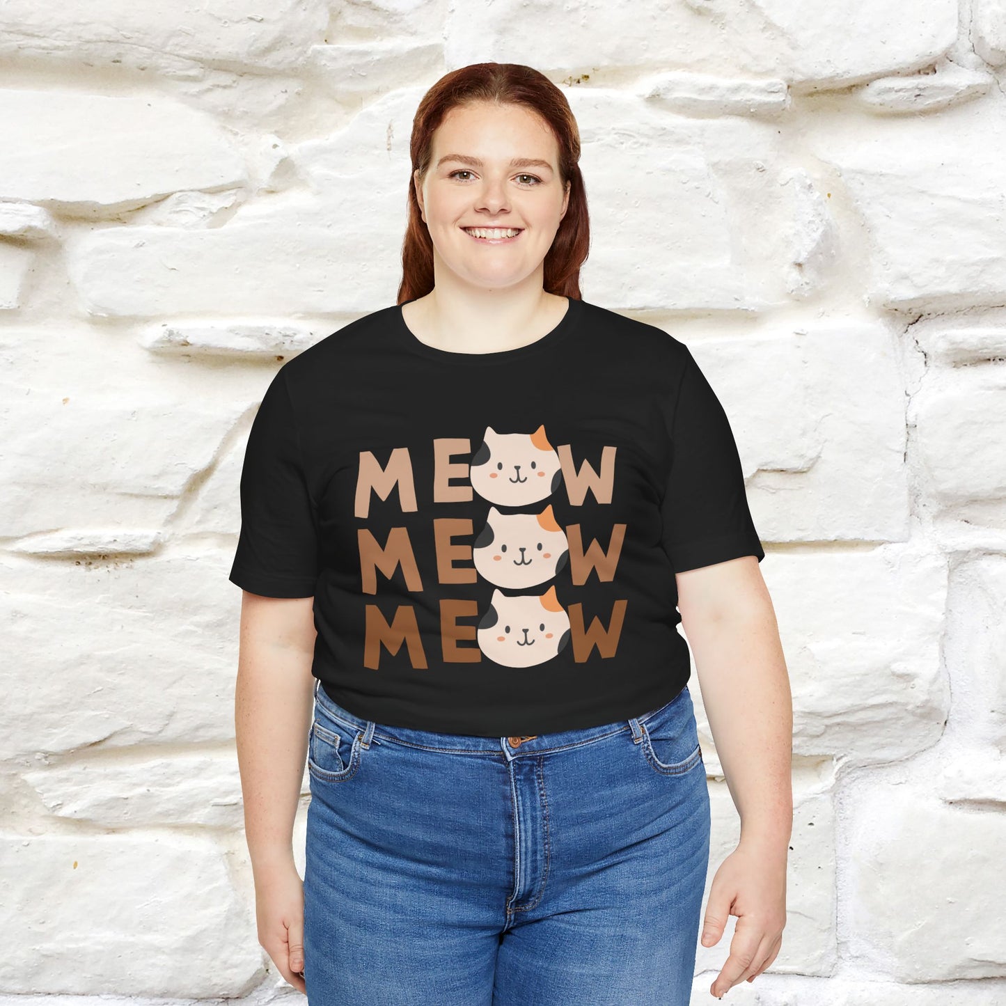 "Hello Autumn" Cat T-Shirt for Men & Women | 100% Cotton | Seasonal Feline Fashion