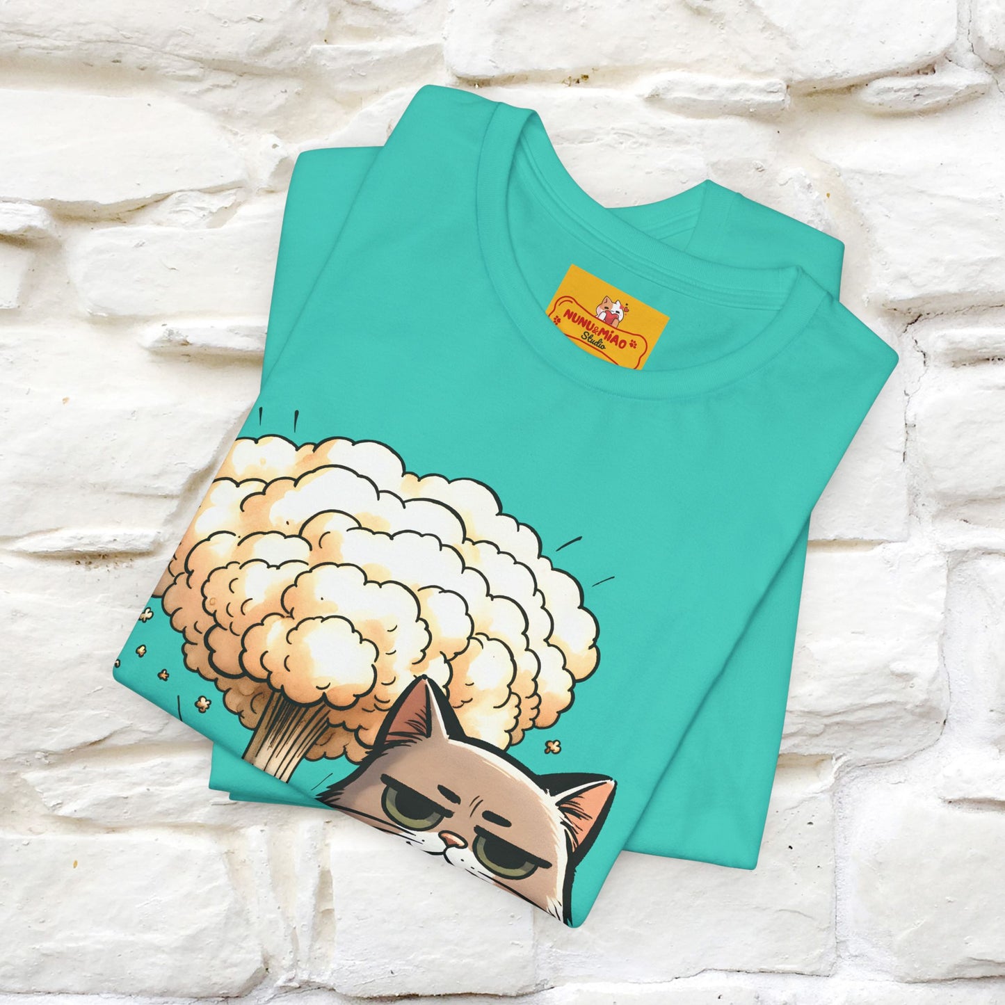 ''The Red Dot Chase'' Funny Cat T-Shirt | Nunu&Miao Studio