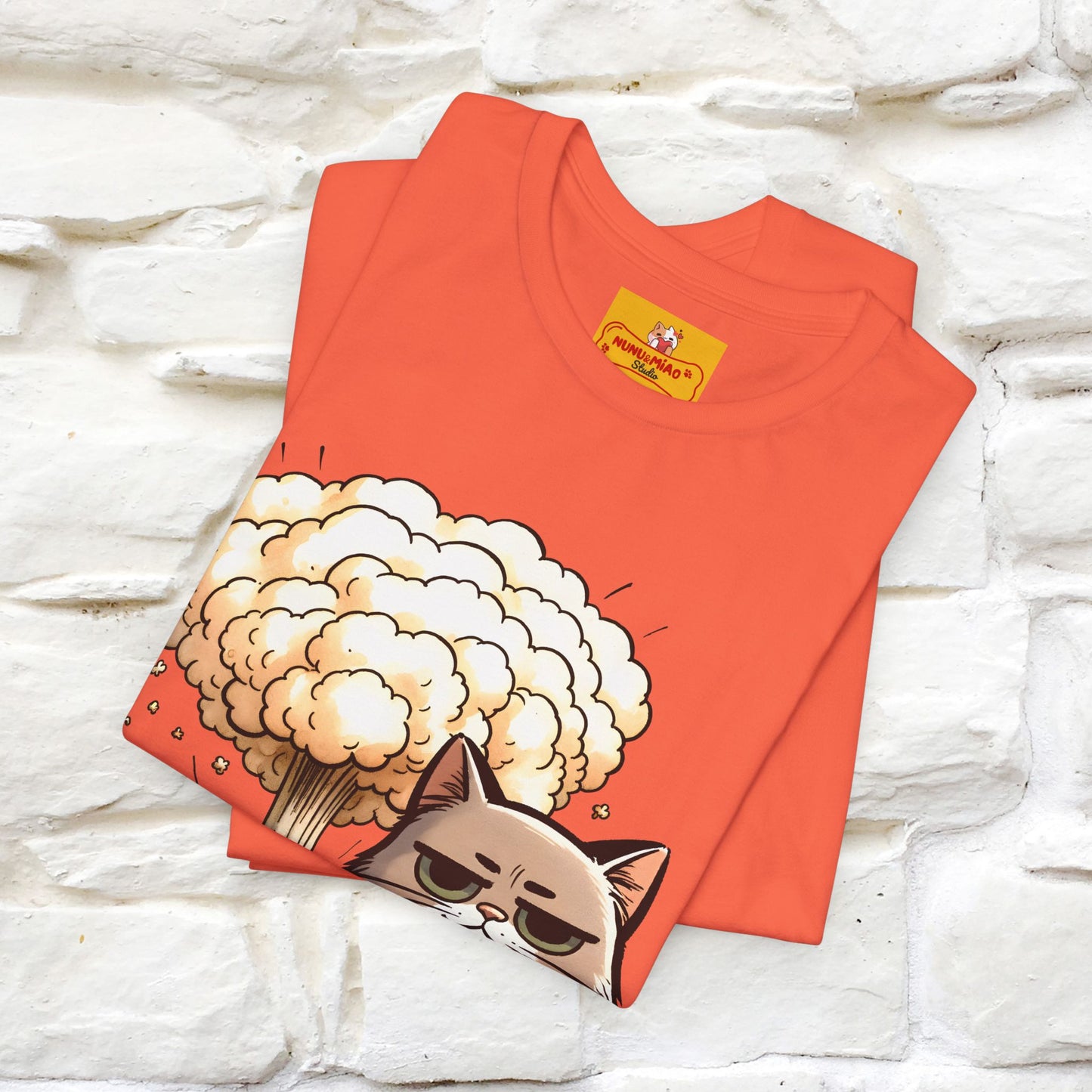''The Red Dot Chase'' Funny Cat T-Shirt | Nunu&Miao Studio