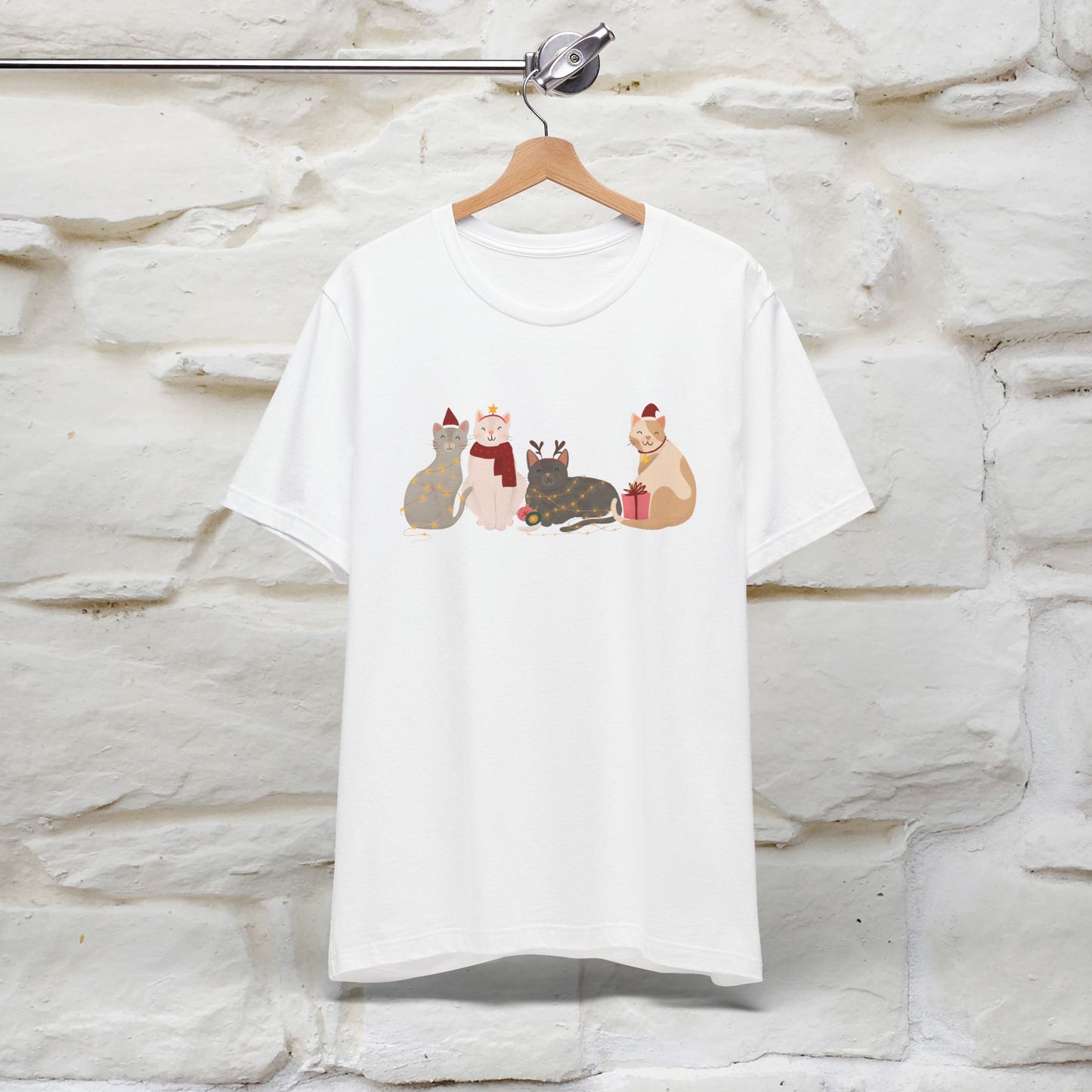 “Cat Family Christmas T-Shirt | Festive Cat Shirt for Men & Women | 100% Cotton”