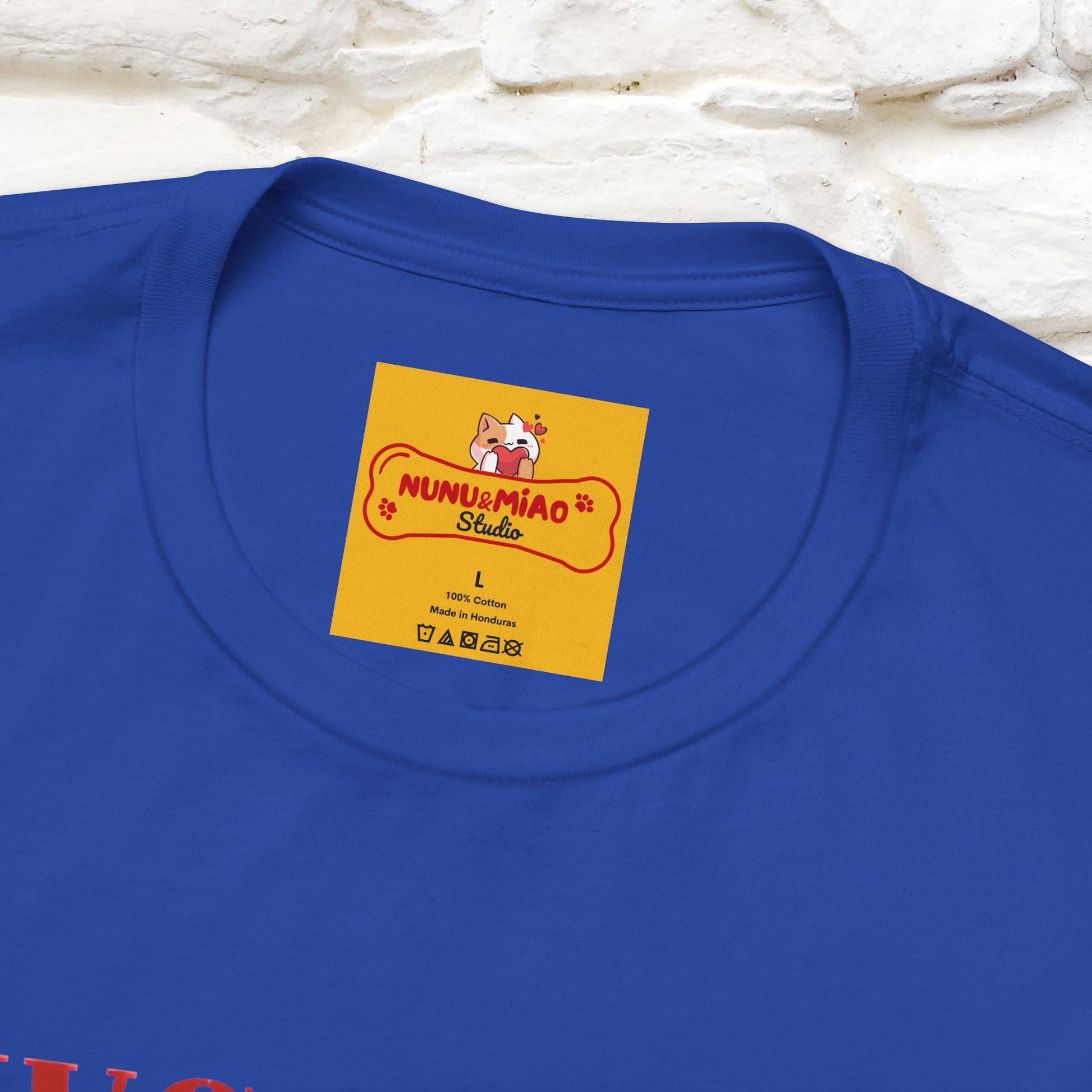 Paws N' Roses T-Shirt | Rock-Inspired Cat Lover  | Nunu&Miao Studio - Nunu&Miao Studio