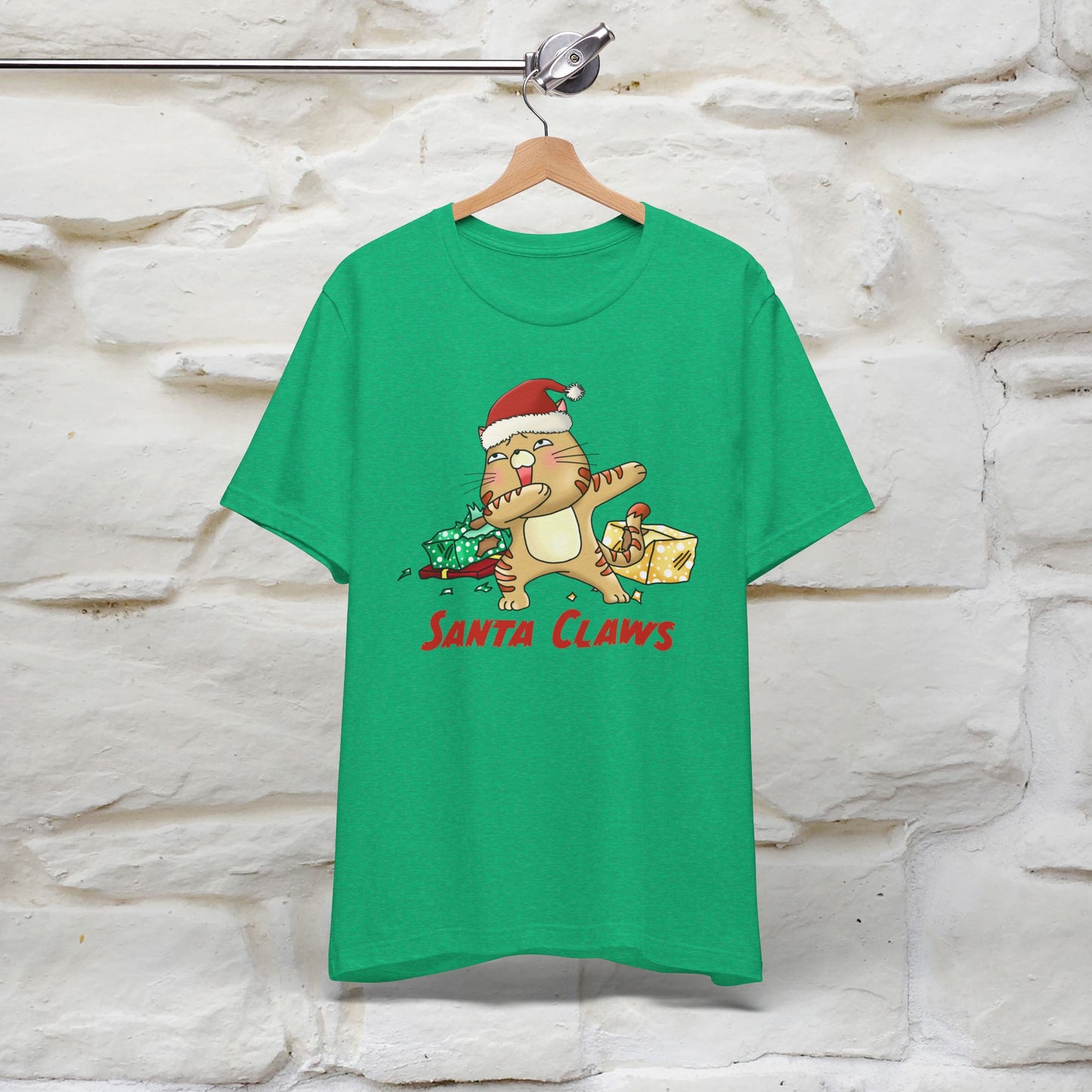 “Funny Santa Claws T-Shirt | Festive Cat Christmas Shirt for Men & Women | 100% Cotton*”