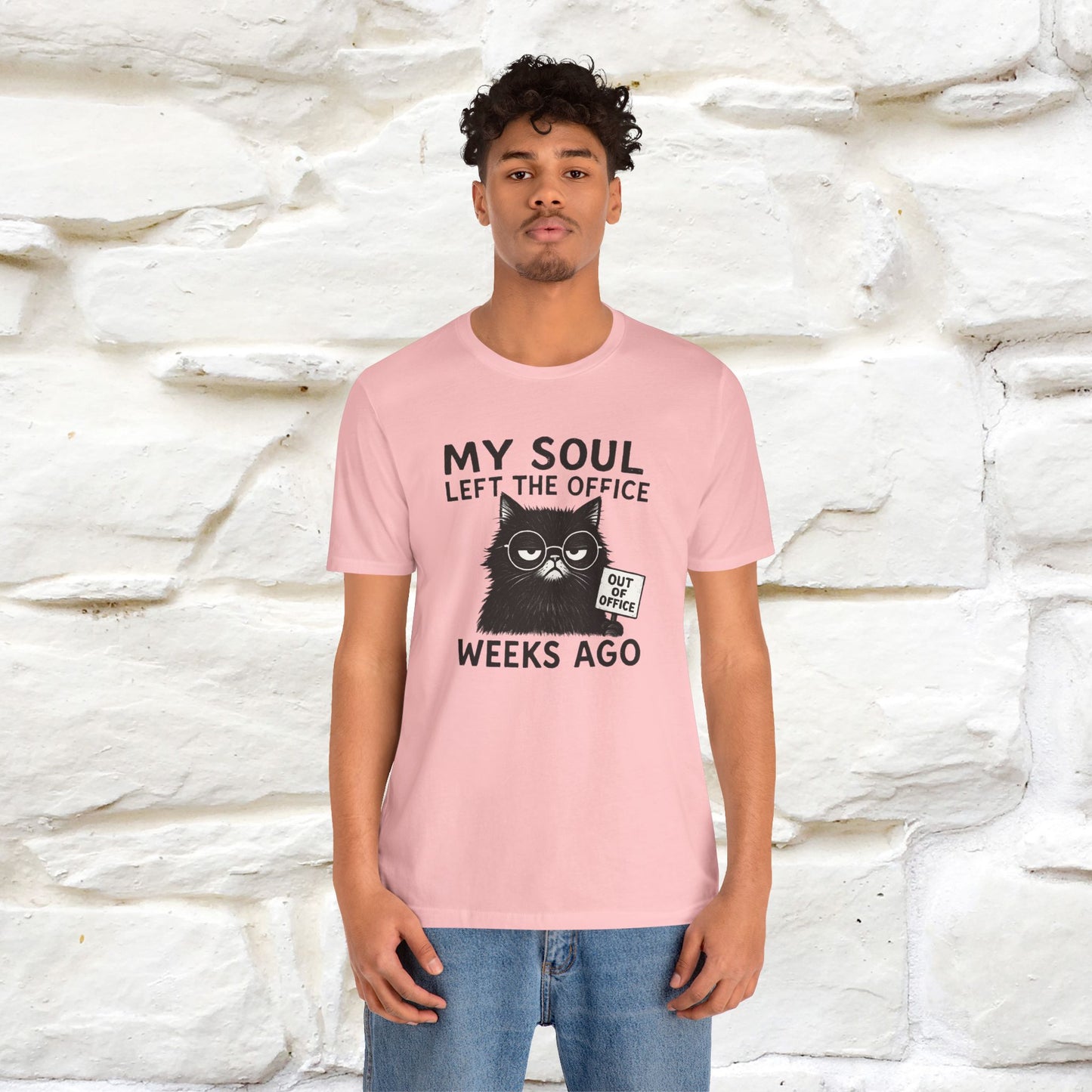 "My Soul Left The Office..." |Funny Cat T-Shirt | Nunu&Miao Studio