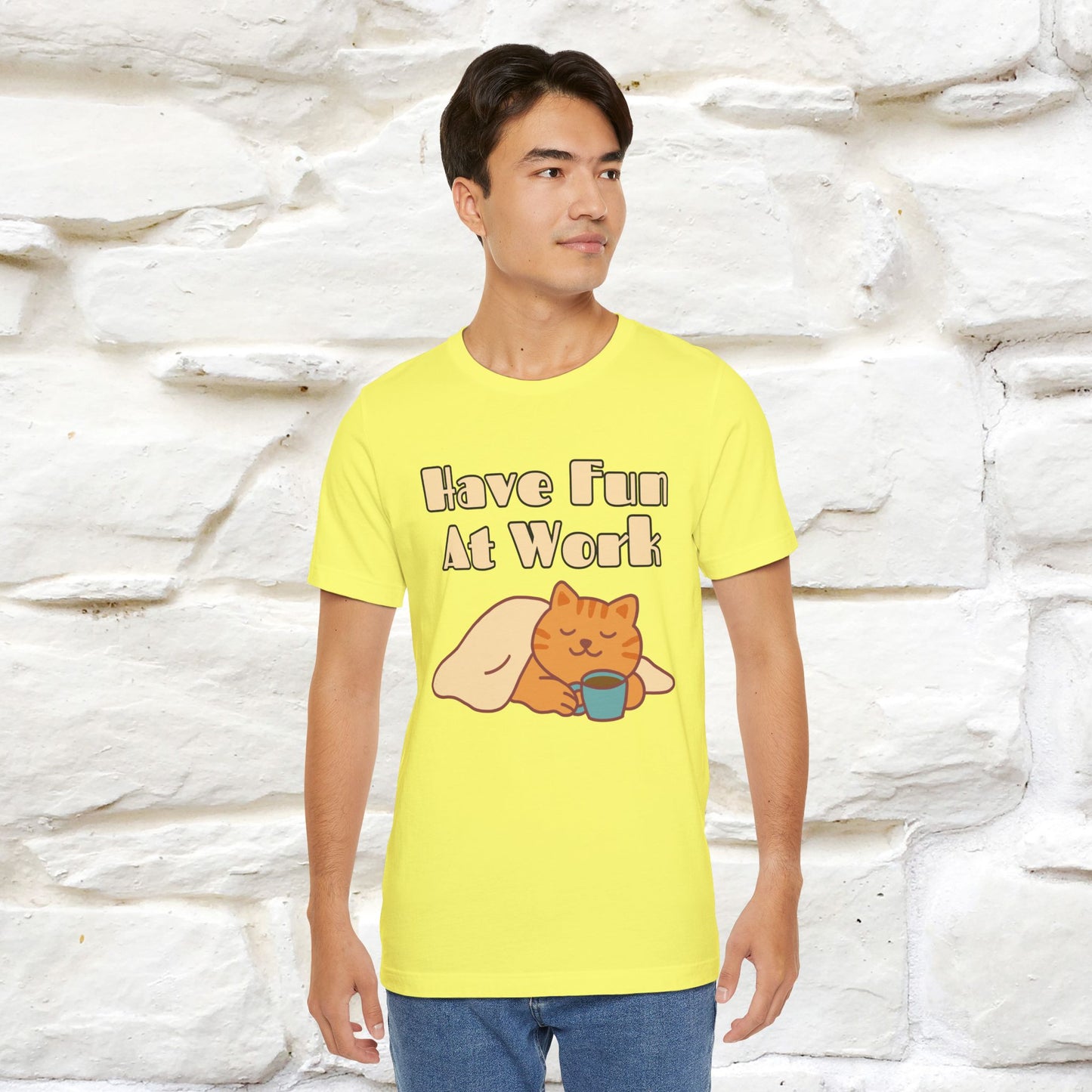 Maglietta con gatto "Have Fun At Work" per uomo e donna | 100% cotone* 🐾