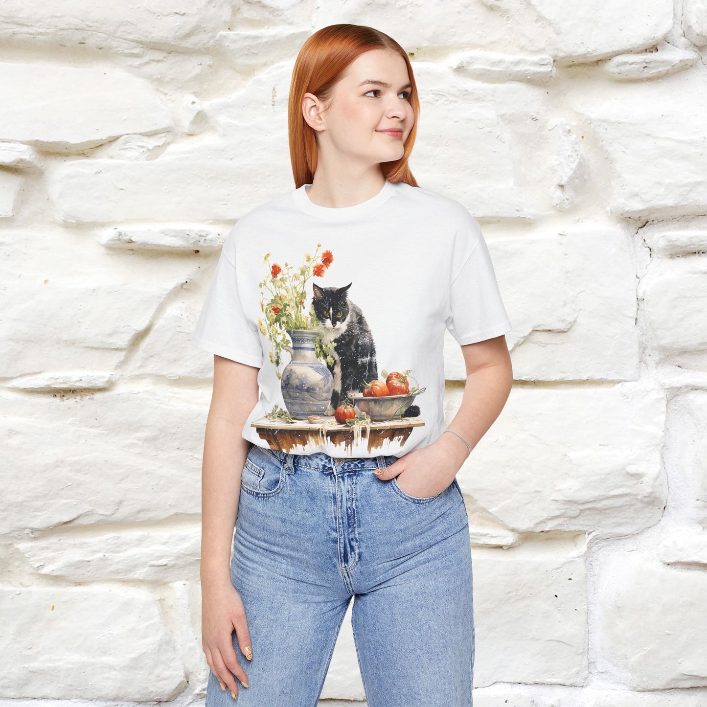 ''THe Cat and The Vase '' T-shirt for Men and Women 100% Cotton*