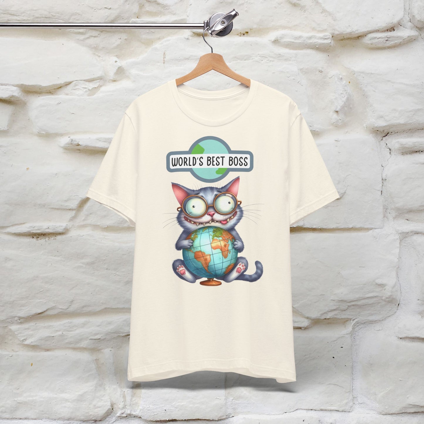 "World's Best Boss" Cat T-shirt for Men & Women | 100% Cotton 🐾 | Funny Cat Lover Tee