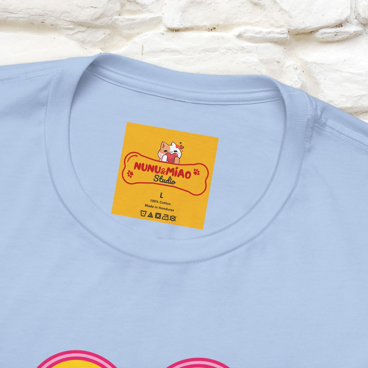 ''Don’t Lose Focus'' Cat T-Shirt | Nunu&Miao Studio