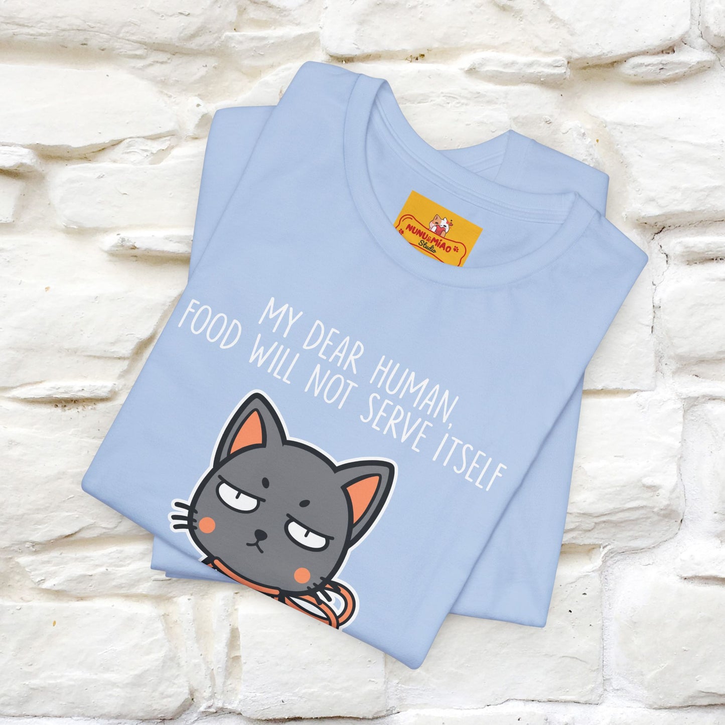 "Caro umano, il cibo non si servirà da solo" Maglietta divertente con gatto per uomo e donna | 100% cotone* 🐾