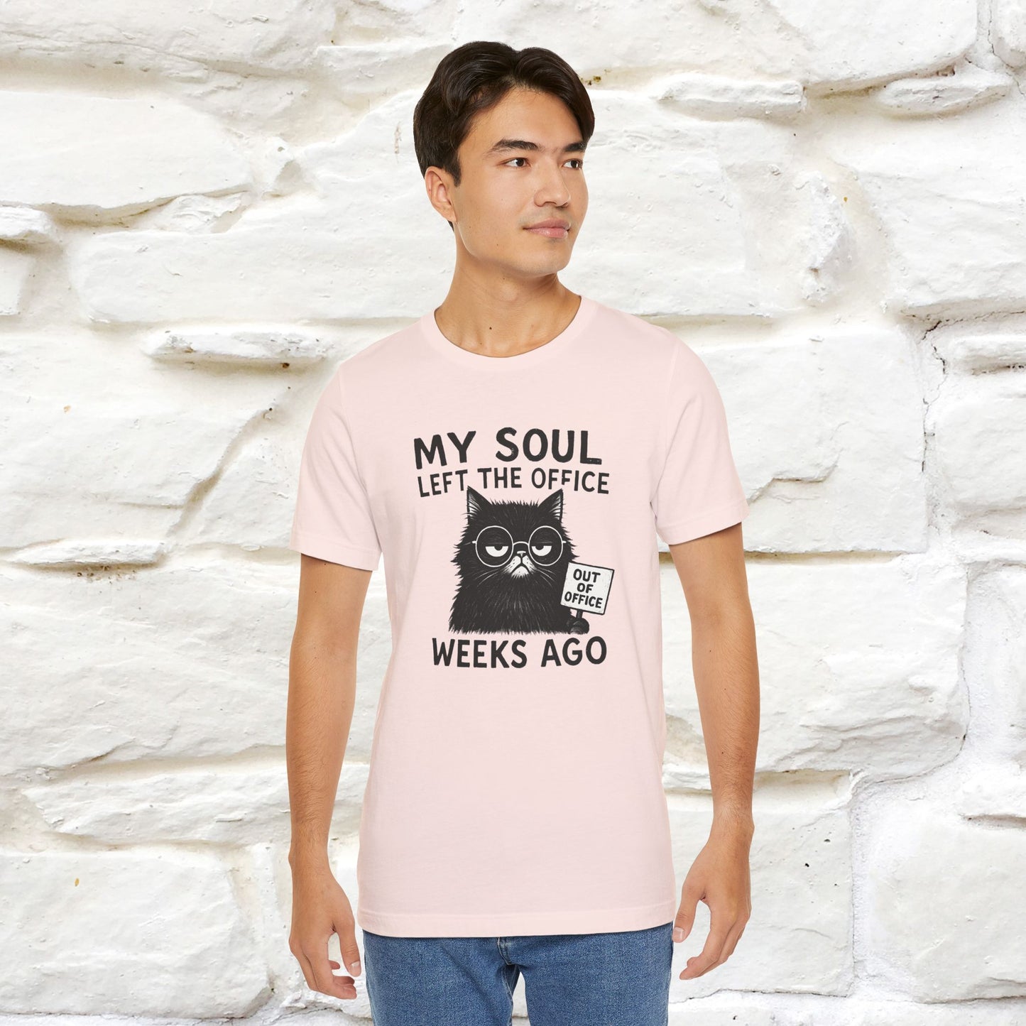 "My Soul Left The Office..." |Funny Cat T-Shirt | Nunu&Miao Studio
