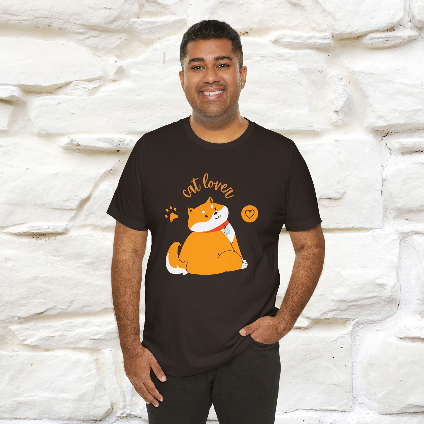 "Cat Lover" T-Shirt for Men & Women | 100% Cotton | Purrfect Gift for Cat Enthusiasts