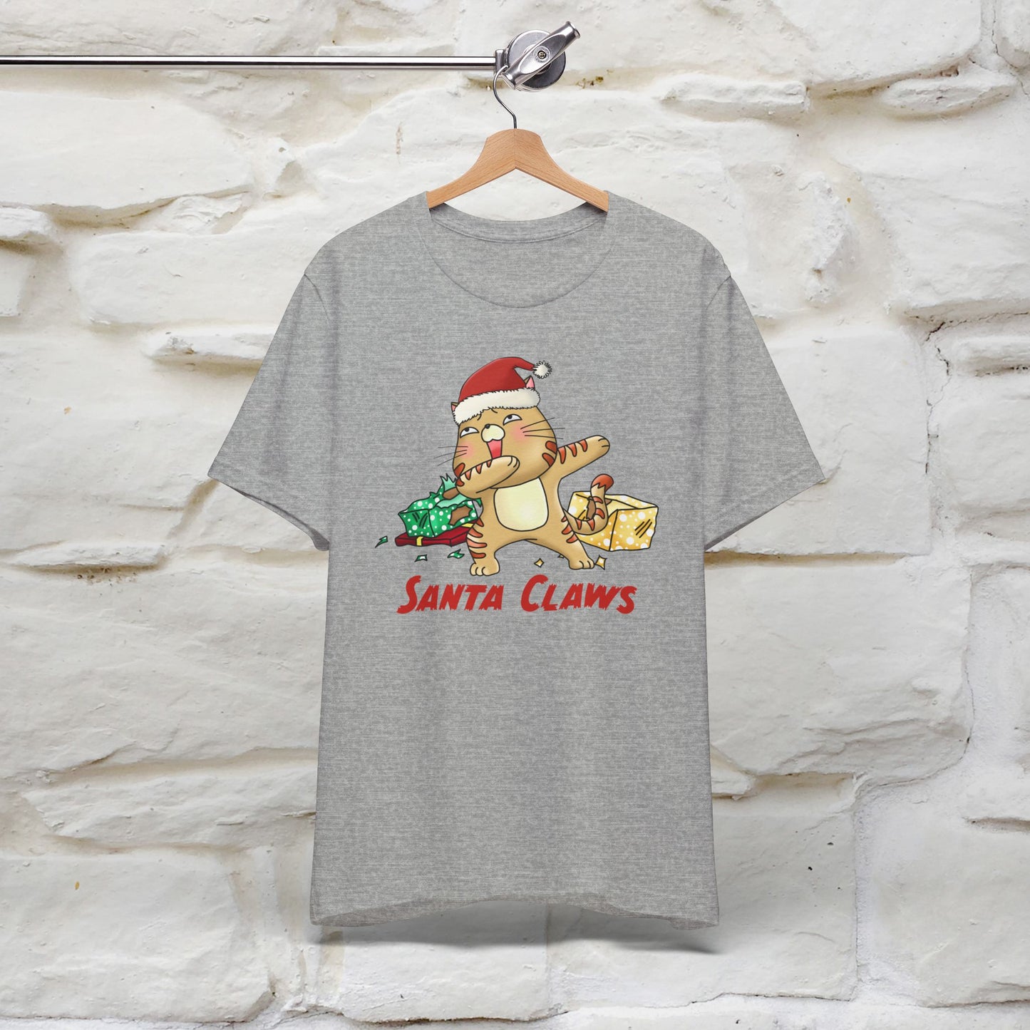 “Funny Santa Claws T-Shirt | Festive Cat Christmas Shirt for Men & Women | 100% Cotton*”