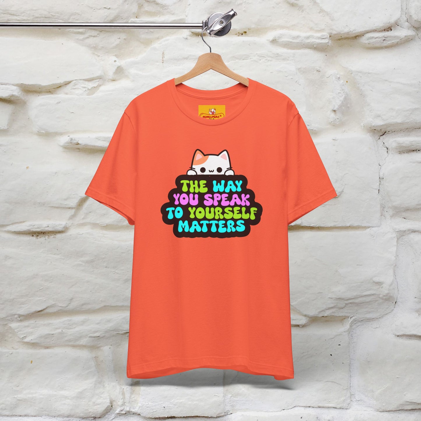 "Il modo in cui parli con te stesso è importante" T-shirt per uomo e donna | 100% cotone*