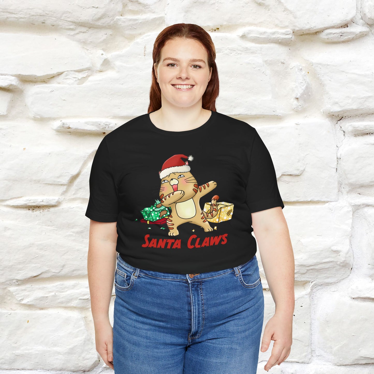 “Funny Santa Claws T-Shirt | Festive Cat Christmas Shirt for Men & Women | 100% Cotton*”