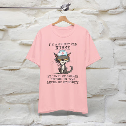 ''I am  a Grumpy Old Nurse'' T-shirt for Man 100% Cotton* - Nunu&Miao Studio