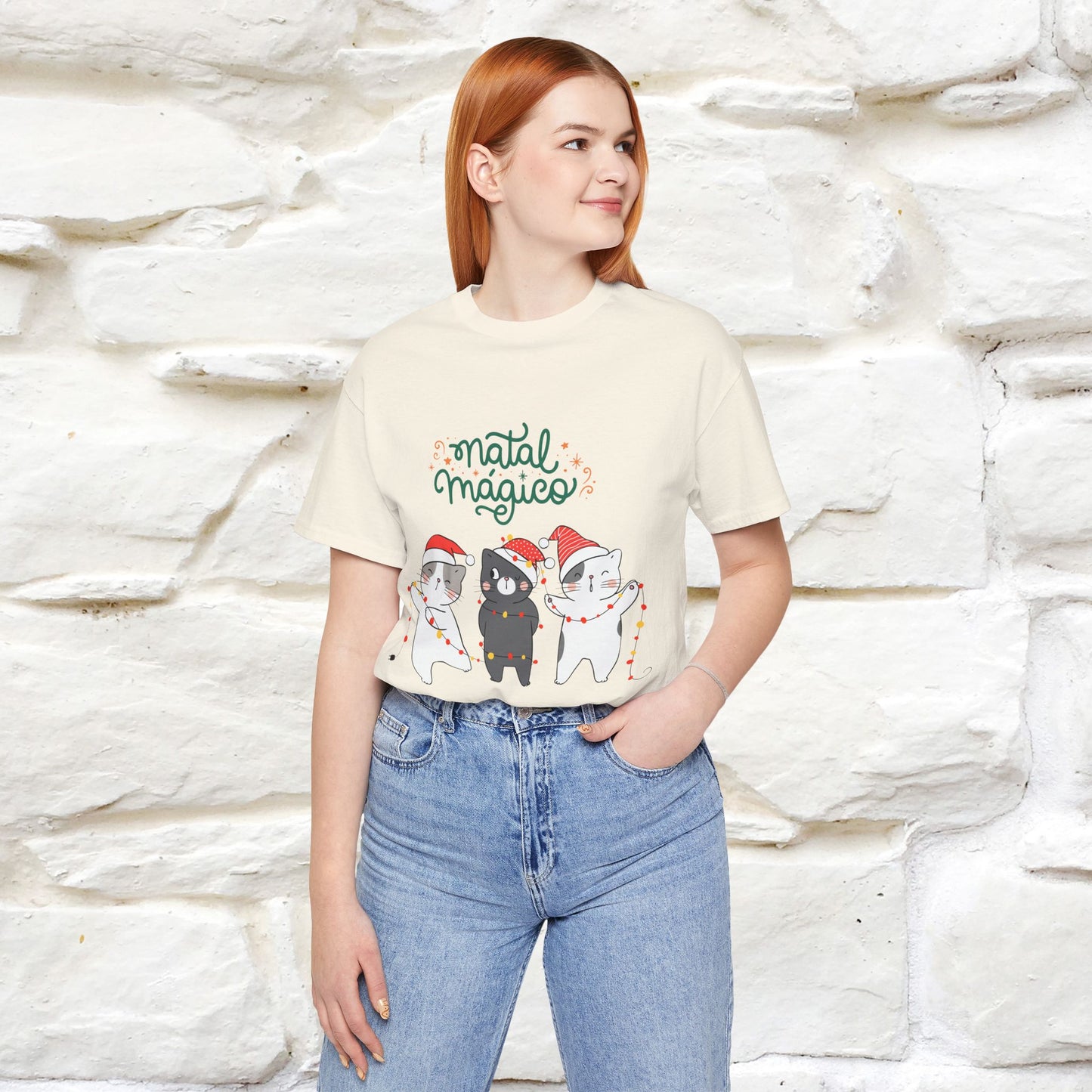 "Natal Magico" Cat T-shirt  |Nunu&Miao Studio - Nunu&Miao Studio