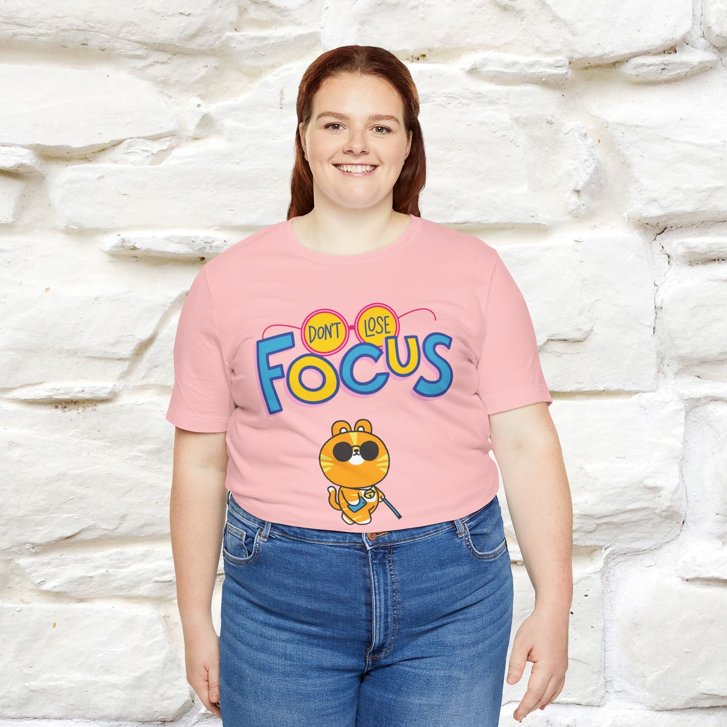 ''Don’t Lose Focus'' Cat T-Shirt | Nunu&Miao Studio