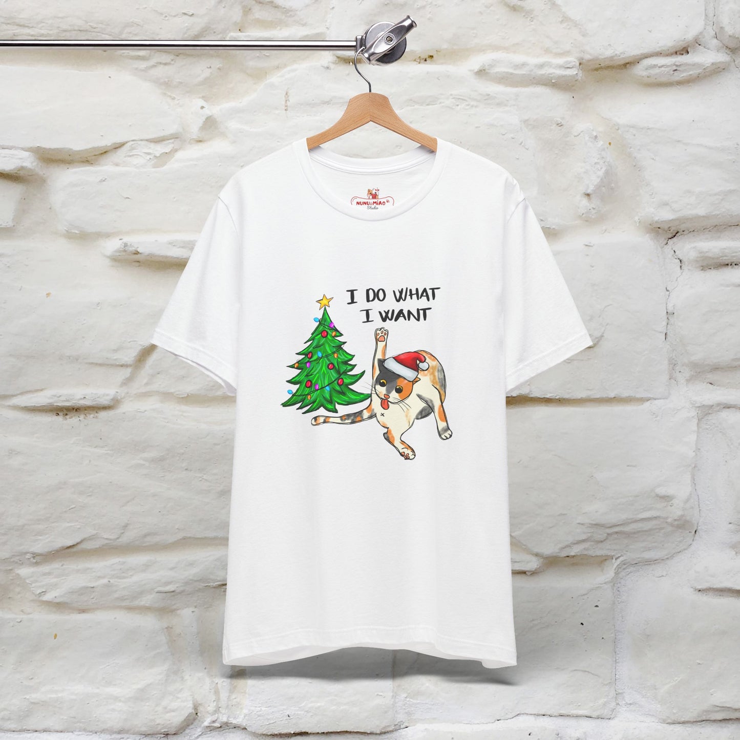 I Do What I want Funny T-Shirt | Festive Cat Christmas Shirt for Men & Women | 100% Cotton*