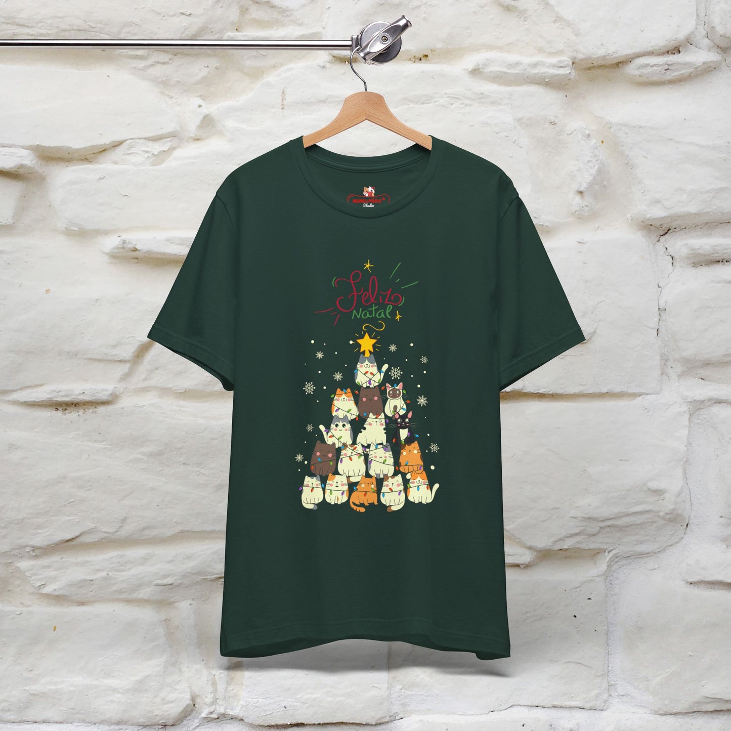 "Feliz Natal" Cat T-shirt for Men & Women | 100% Cotton* 🐾 | Festive Holiday Tee