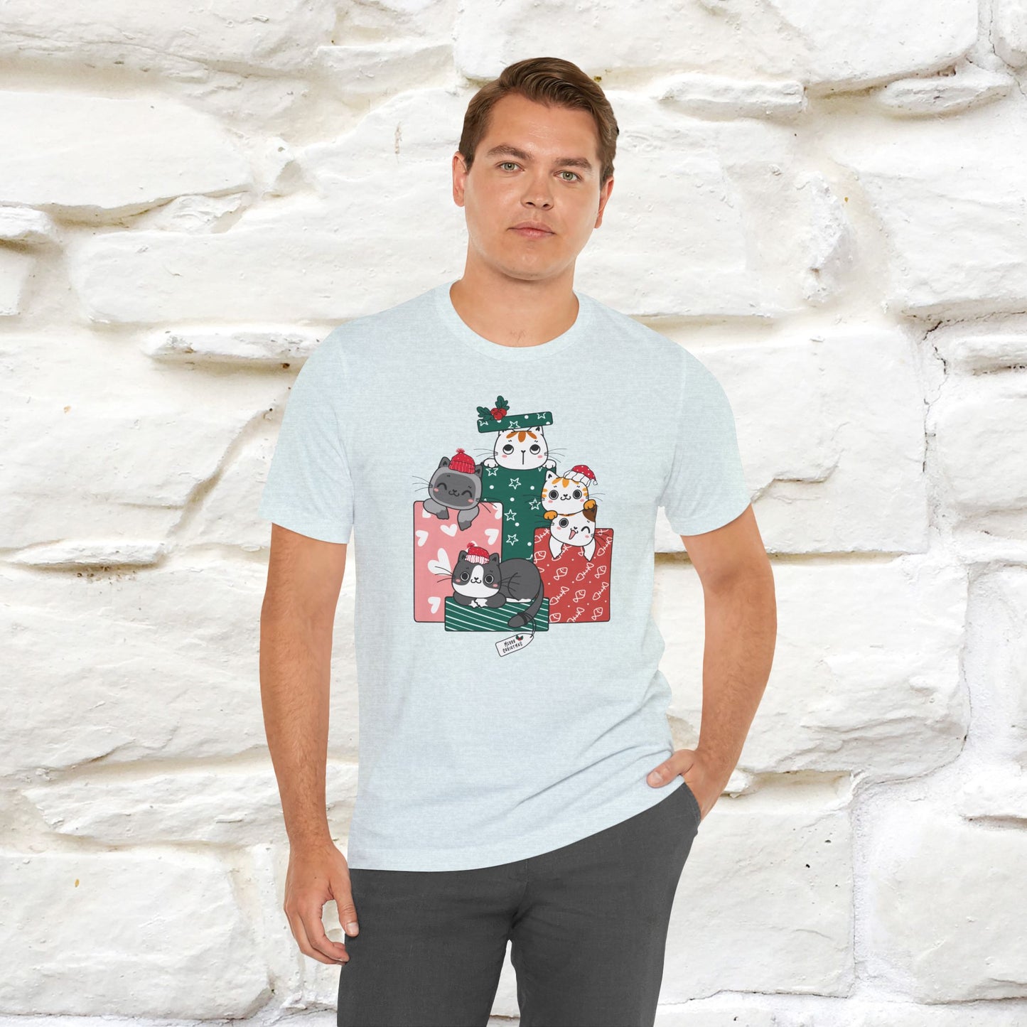 Christmas Cat Gift T-Shirt | Perfect Holiday Cat Shirt for Men & Women | 100% Cotton