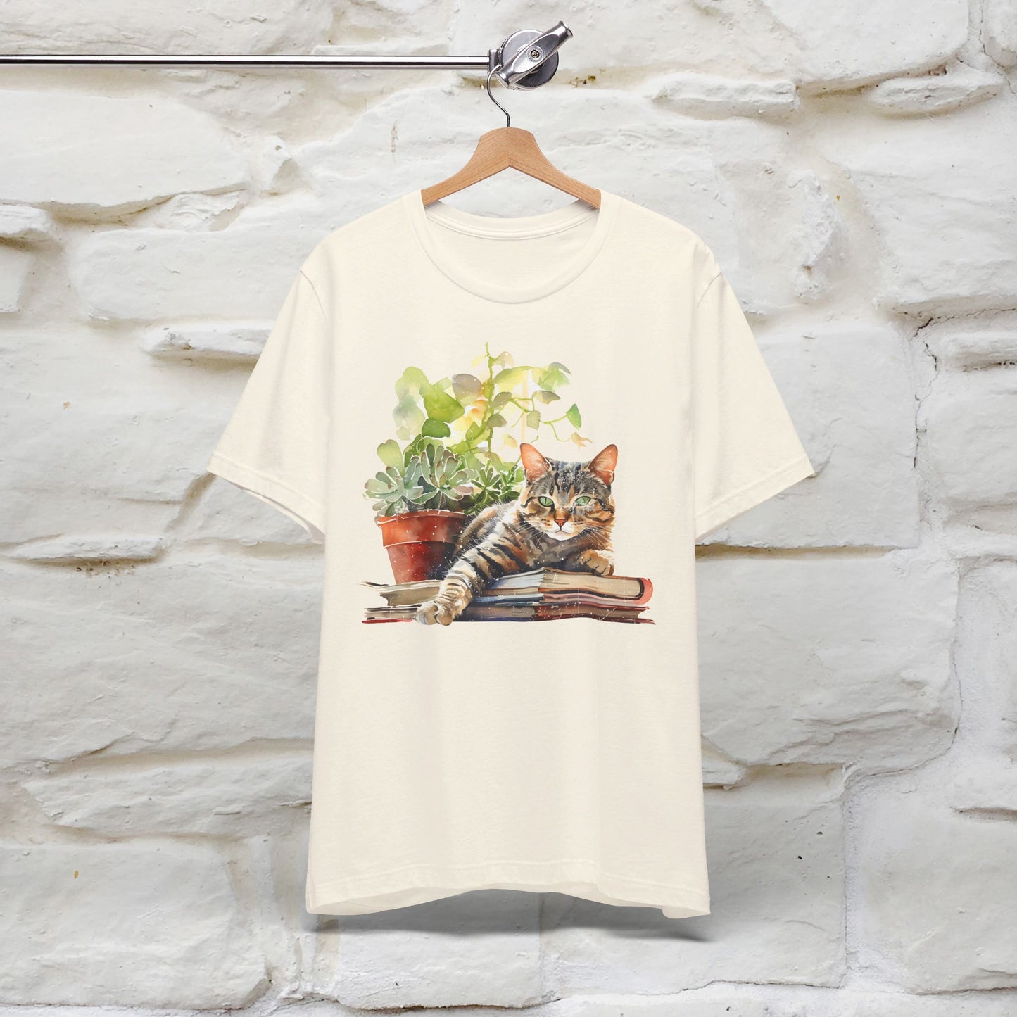 "Feline Bibliophile" T-shirt for Women 100% Cotton* - Nunu&Miao Studio