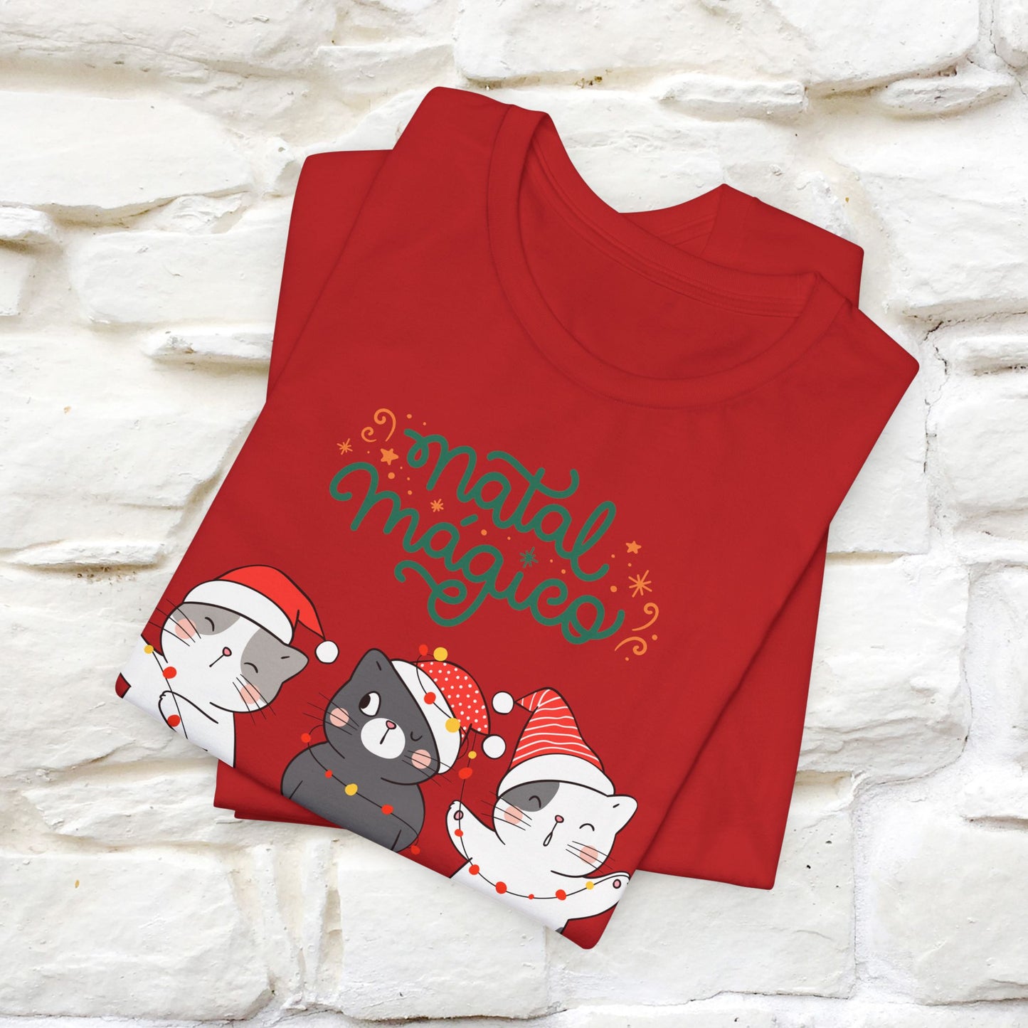 "Natal Magico" Cat T-shirt for Men & Women | 100% Cotton* 🐾 | Magical Holiday Cat Tee