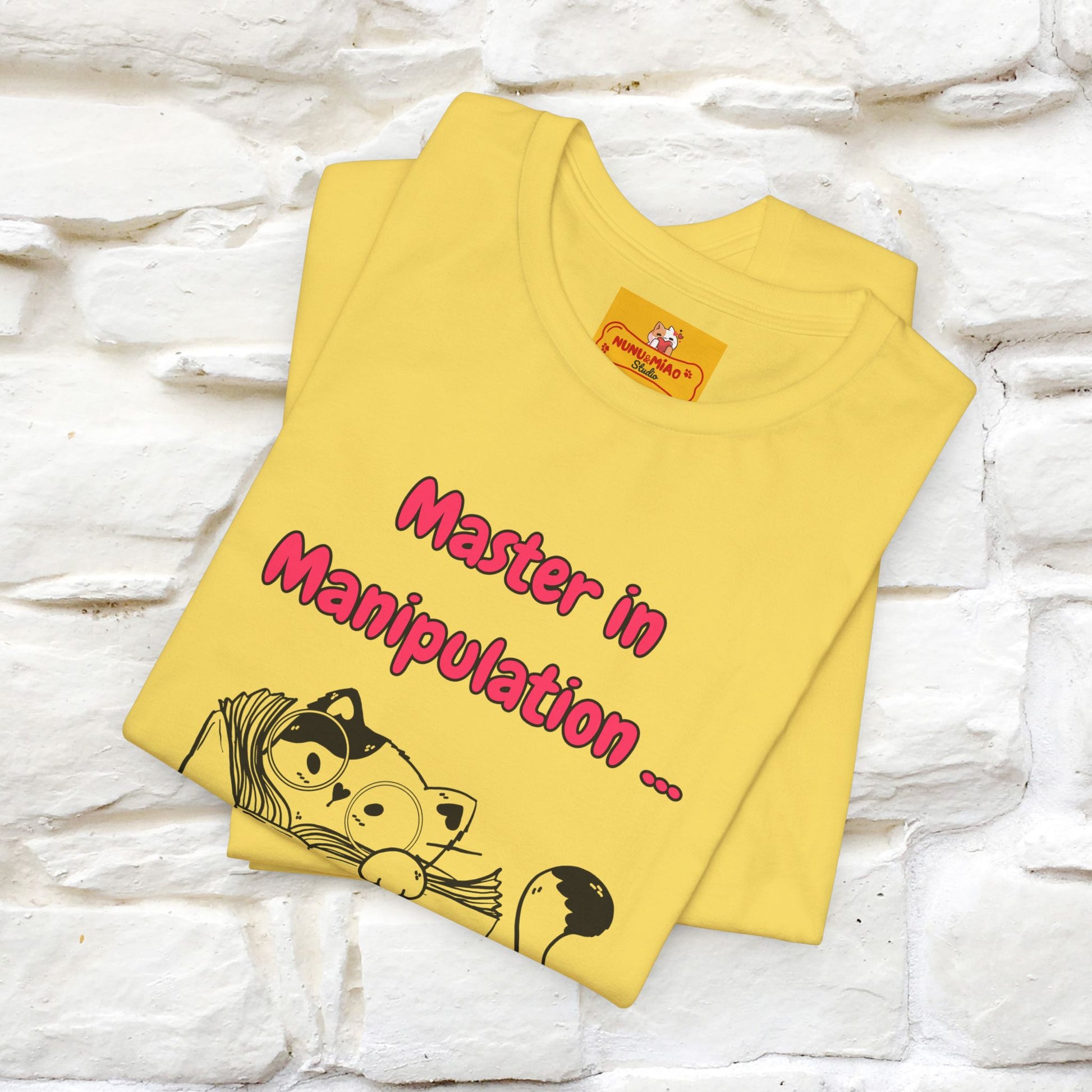 ''Master In Manipulation. How To Train Your Human '' Cat T-Shirt | Nunu&Miao Studio - Nunu&Miao Studio