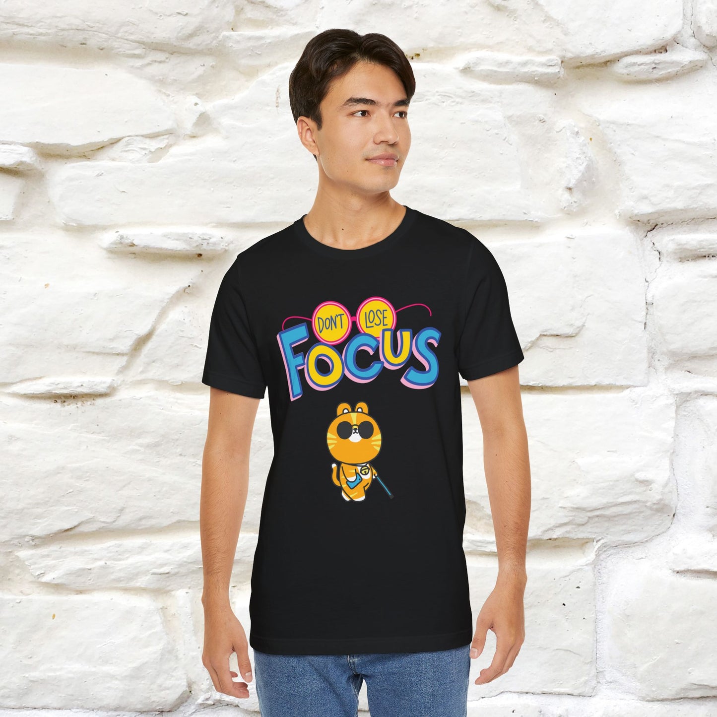 ''Don’t Lose Focus'' Cat T-Shirt | Nunu&Miao Studio